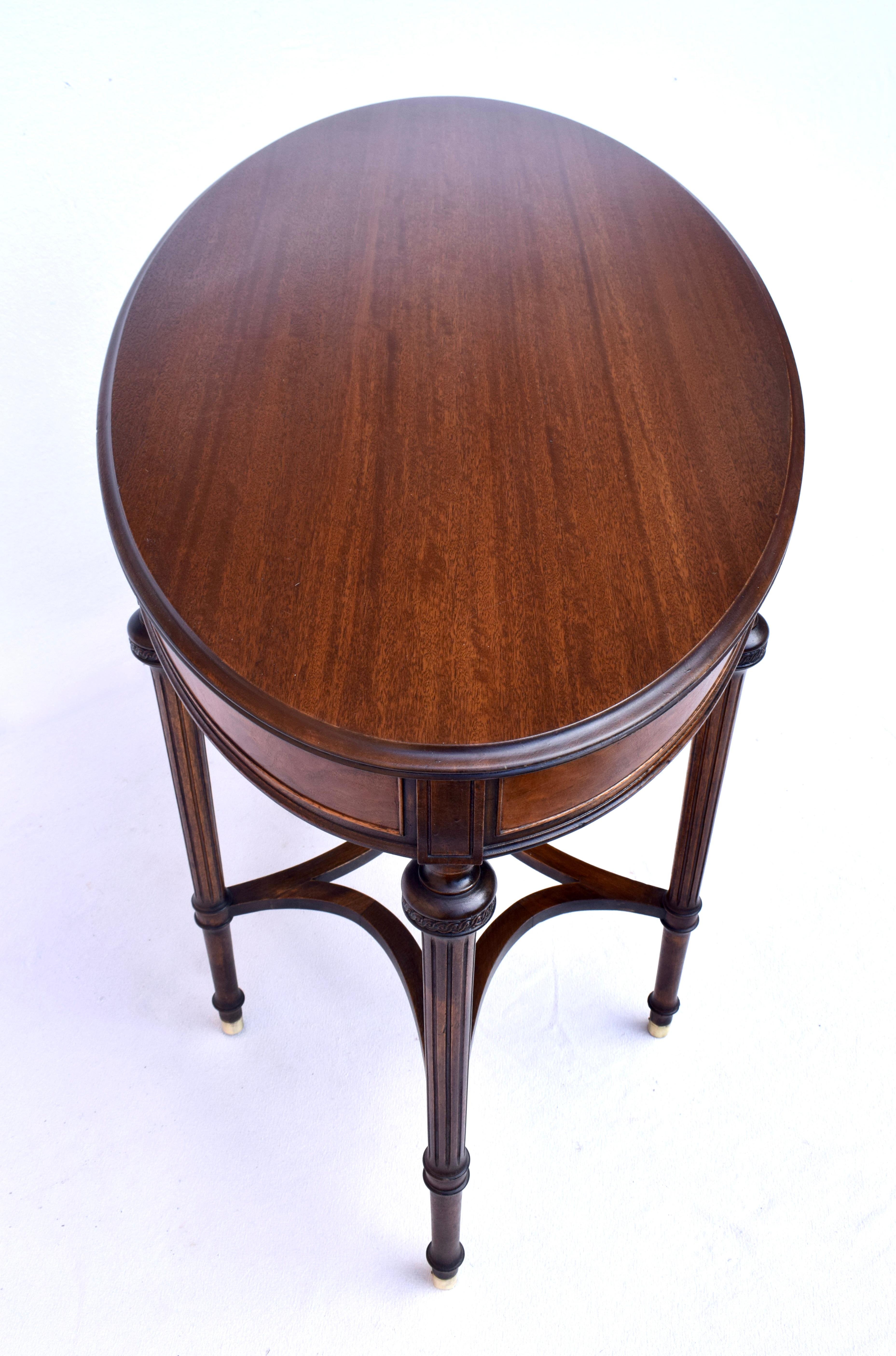 Early 20th C. Louis XVI Oval Mahogany Desk Library Table For Sale 1