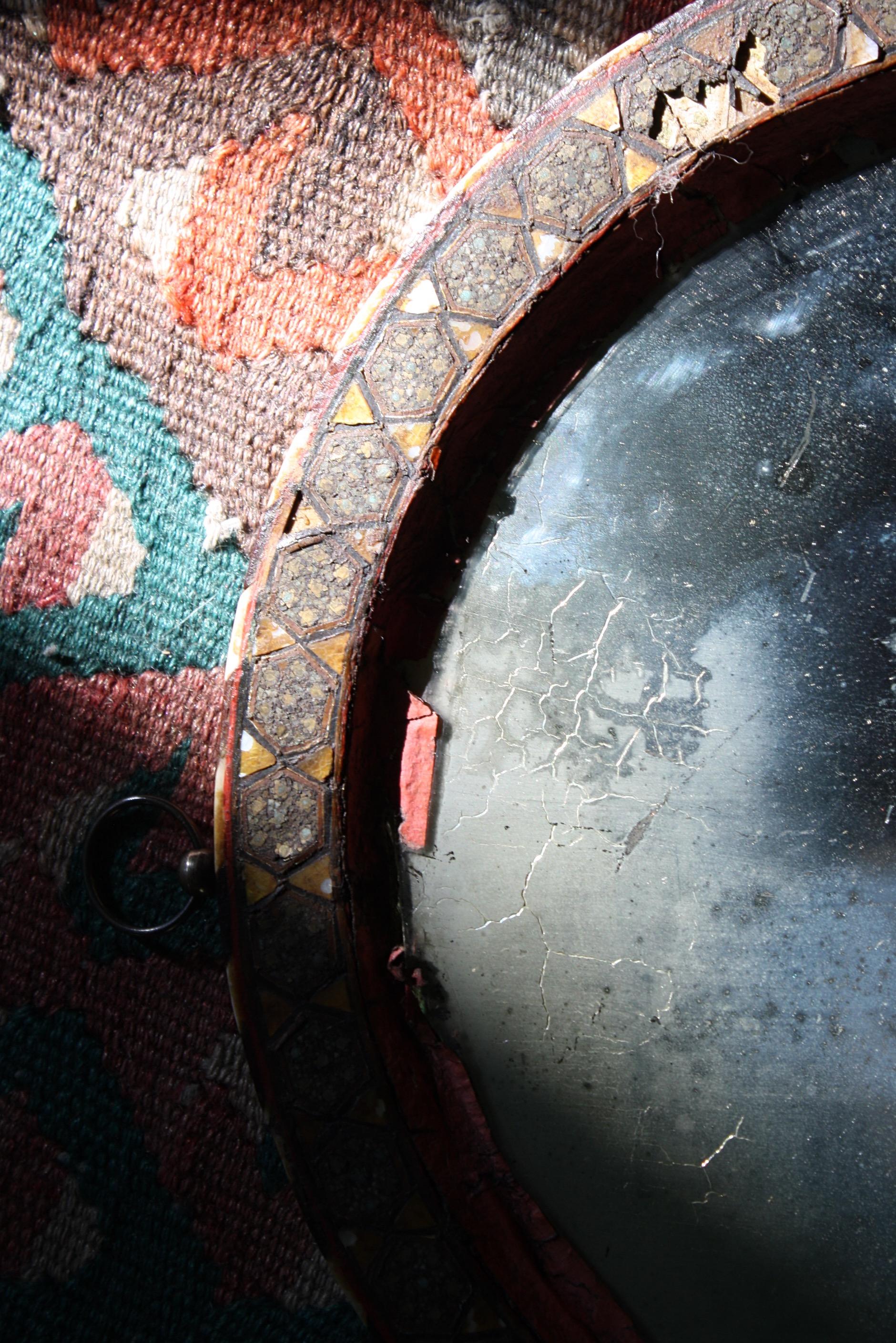 Début du 20ème siècle Moyen Orient Miroir Renforcé Perse Cachemire Mauresque en vente 1
