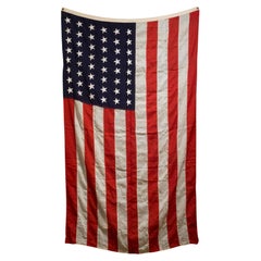 Principios del s. XX Bandera americana monumental de lana con 48 estrellas, c.1940-1950