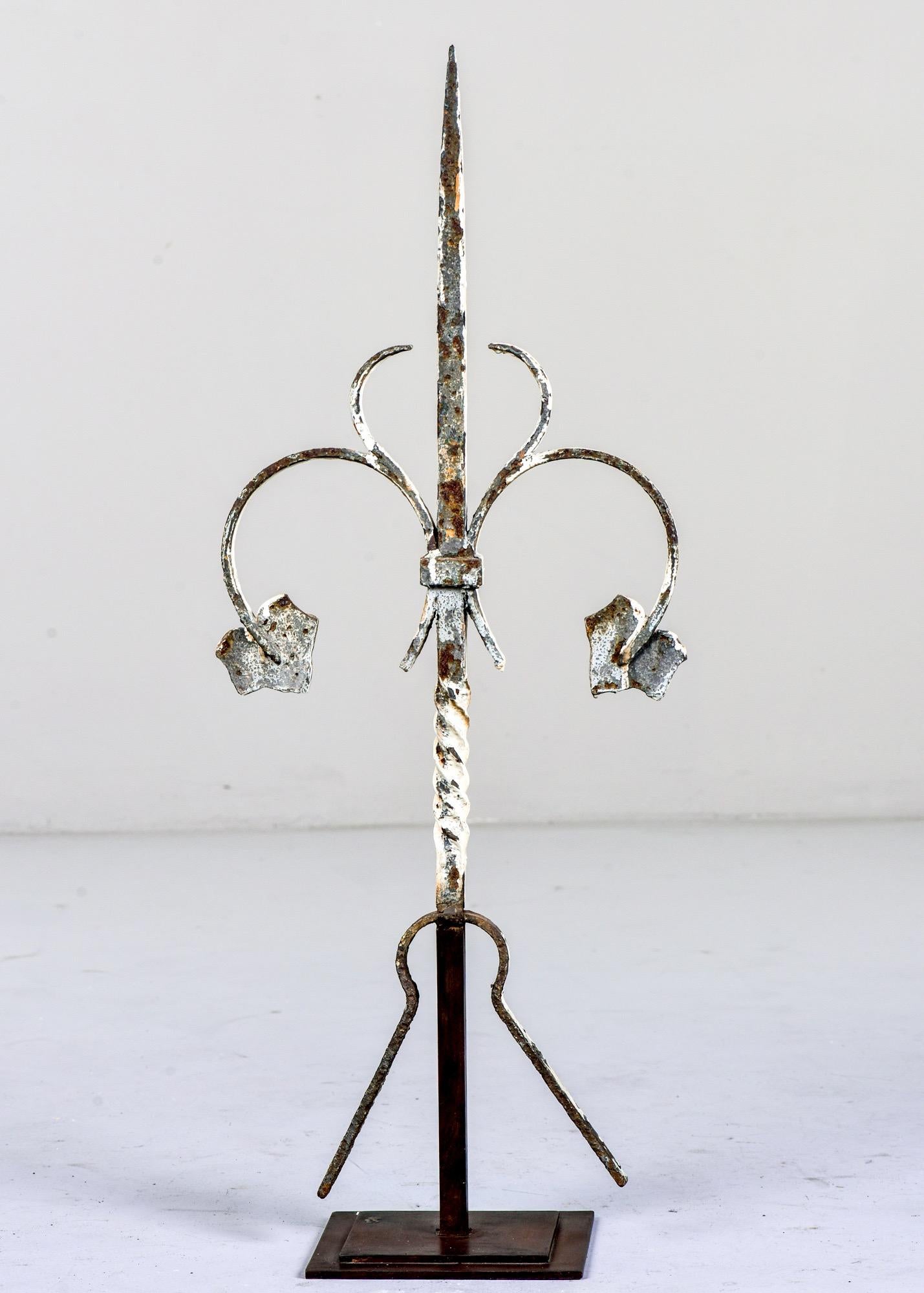 Early 20th Century Painted Iron Finial on Stand In Good Condition For Sale In Troy, MI