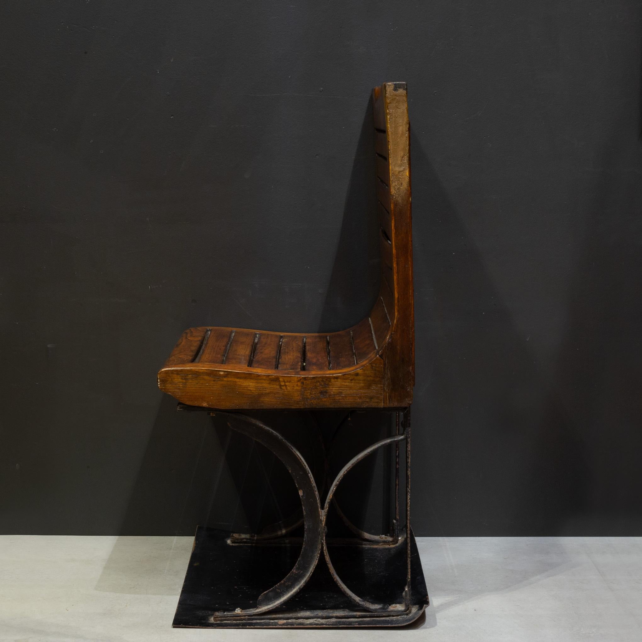 Early 20th c. Pair of Second Class Paris Metro Seats c.1908-1920 For Sale 4