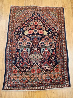 Early 20th C. Persian Isfahan Pictorial Vase Rug