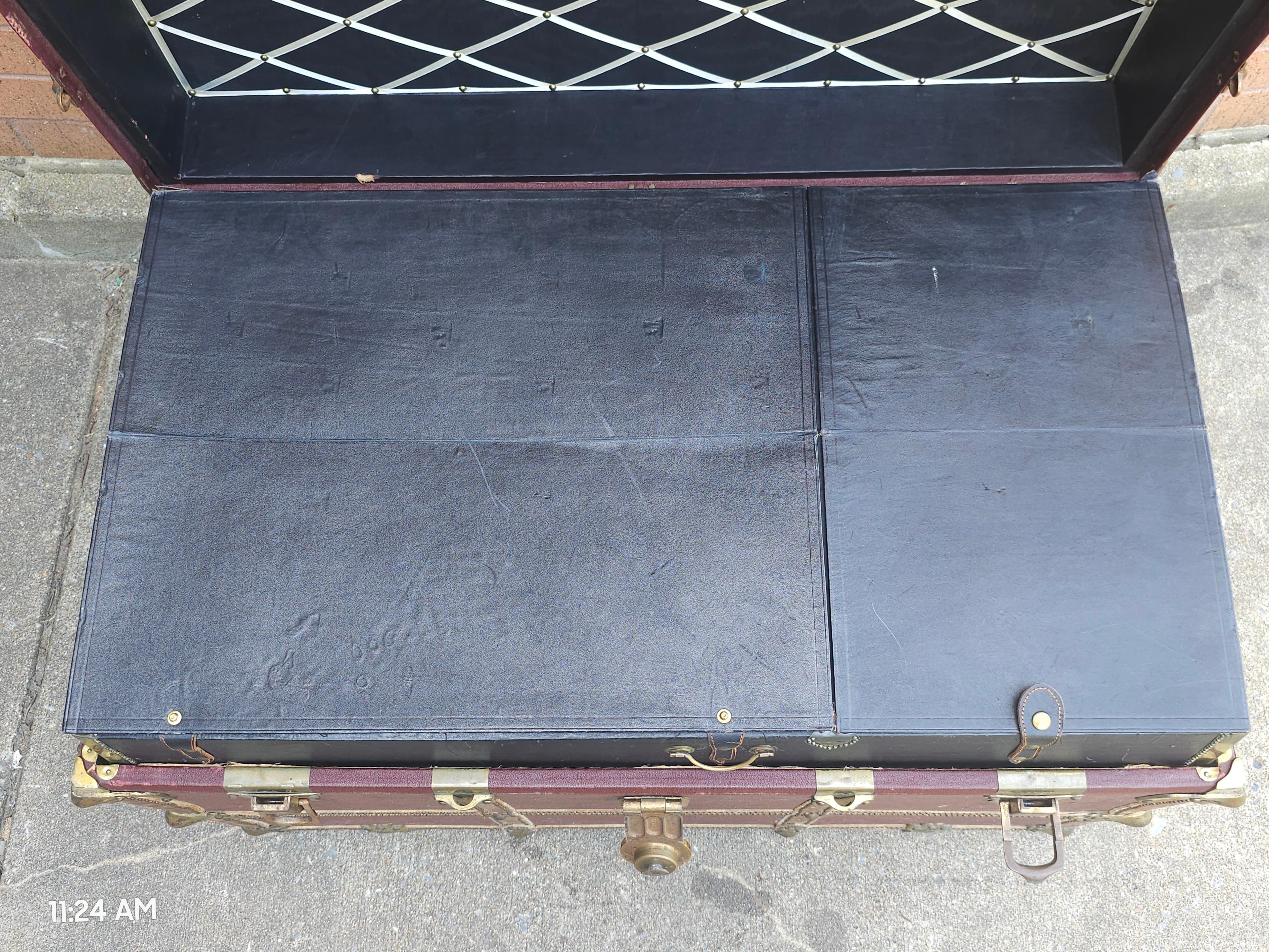Early 20th C. Rawleys Brass and Leather Bound On Canvas Wardrobe Trunk In Good Condition For Sale In Germantown, MD