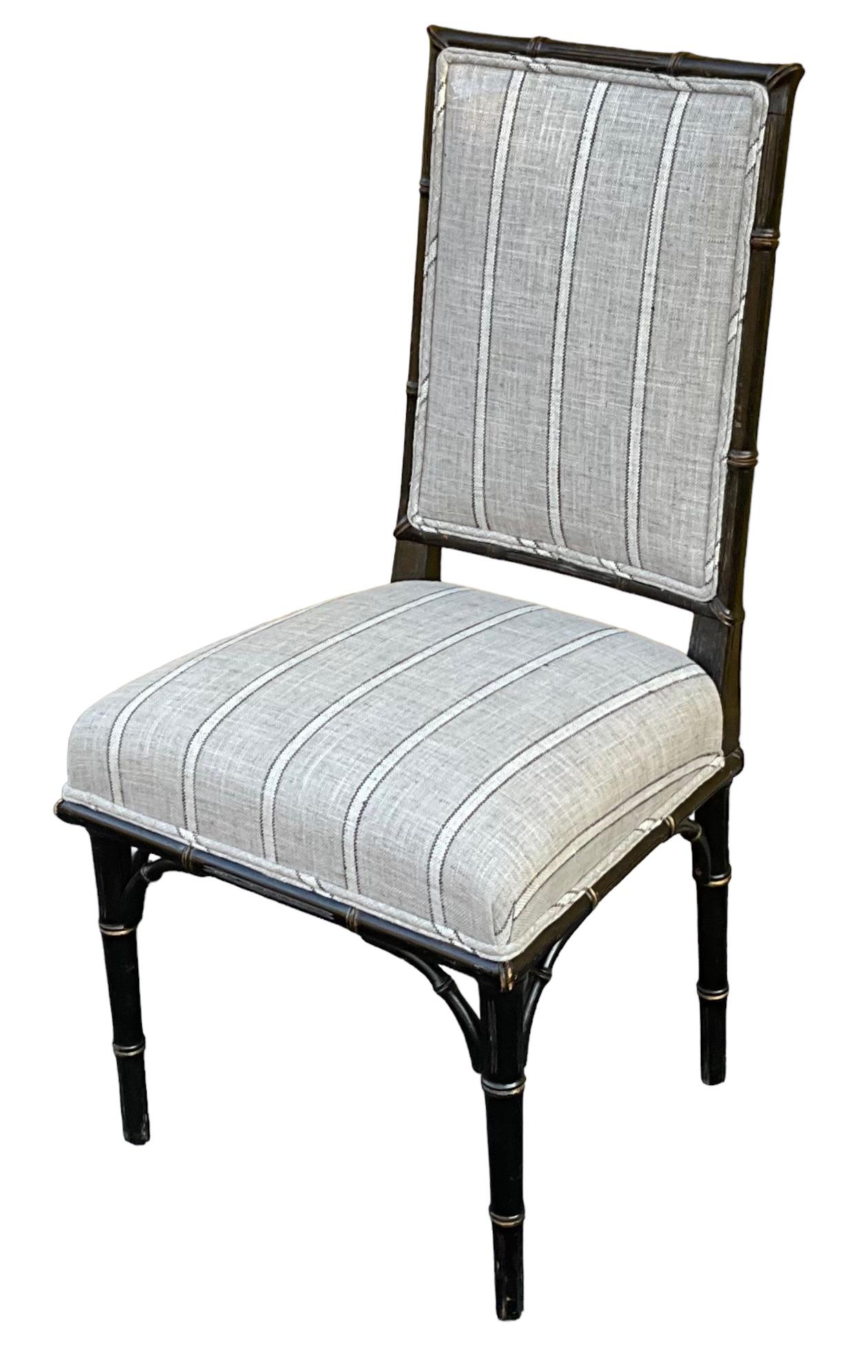 Early 20th-C. Regency Style Ebonized Faux Bamboo Side Chairs In Linen -Pair In Good Condition For Sale In Kennesaw, GA