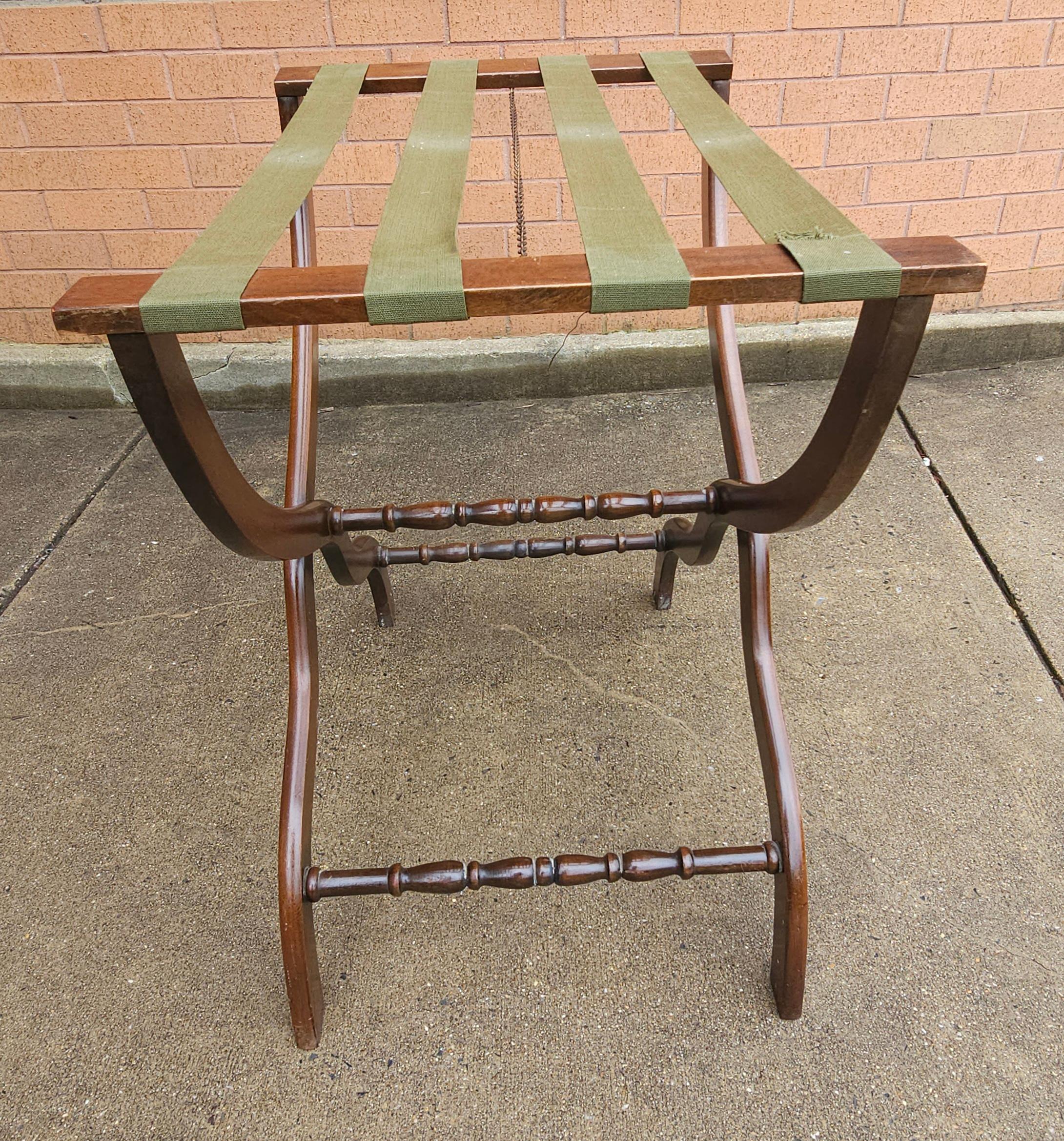 Early 20th C. Regency Style Mahogany Folding Tray Stand In Good Condition For Sale In Germantown, MD