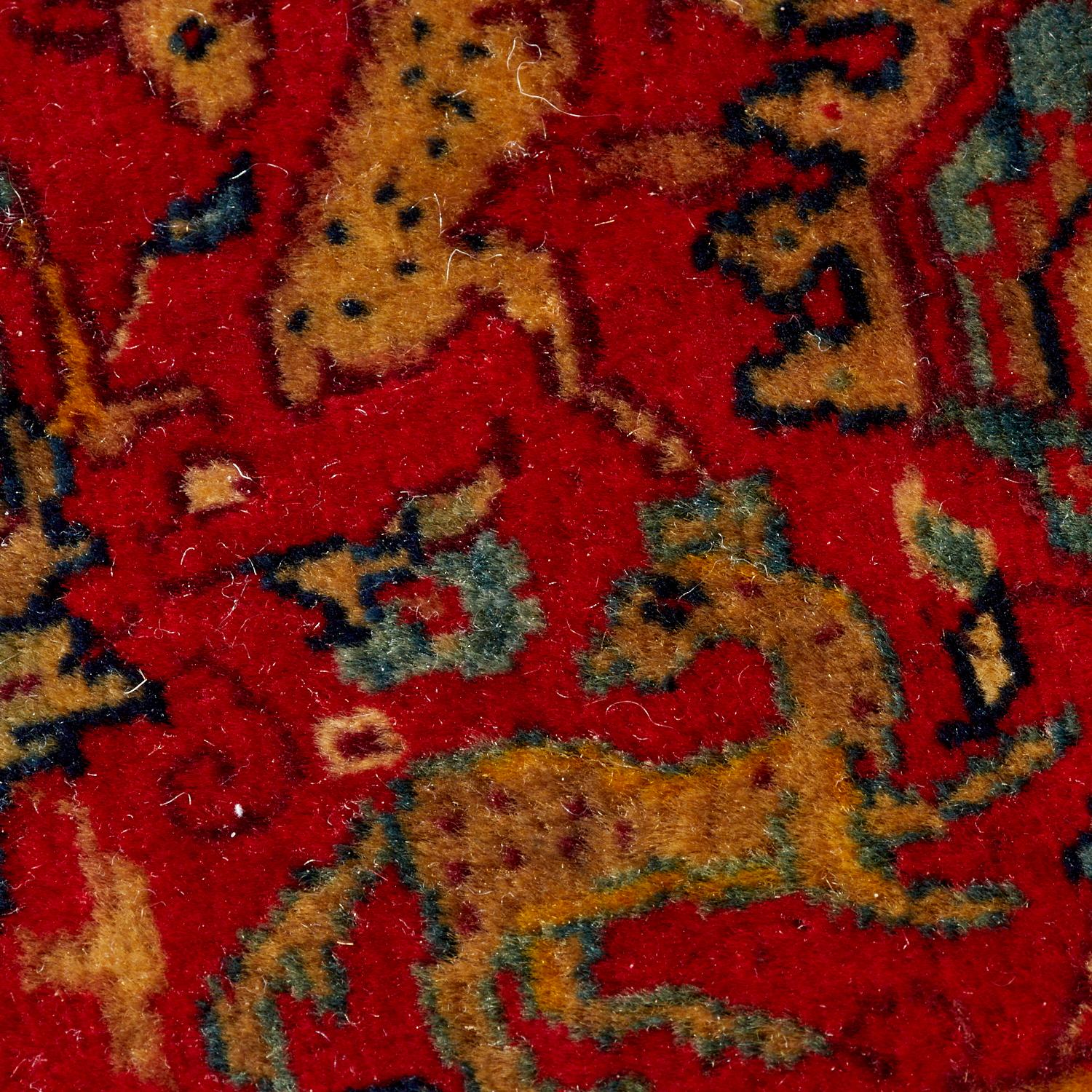 Early 20th C. Sarouk Rug with Tight Weave and Rich Jewel Tones In Good Condition For Sale In Morristown, NJ