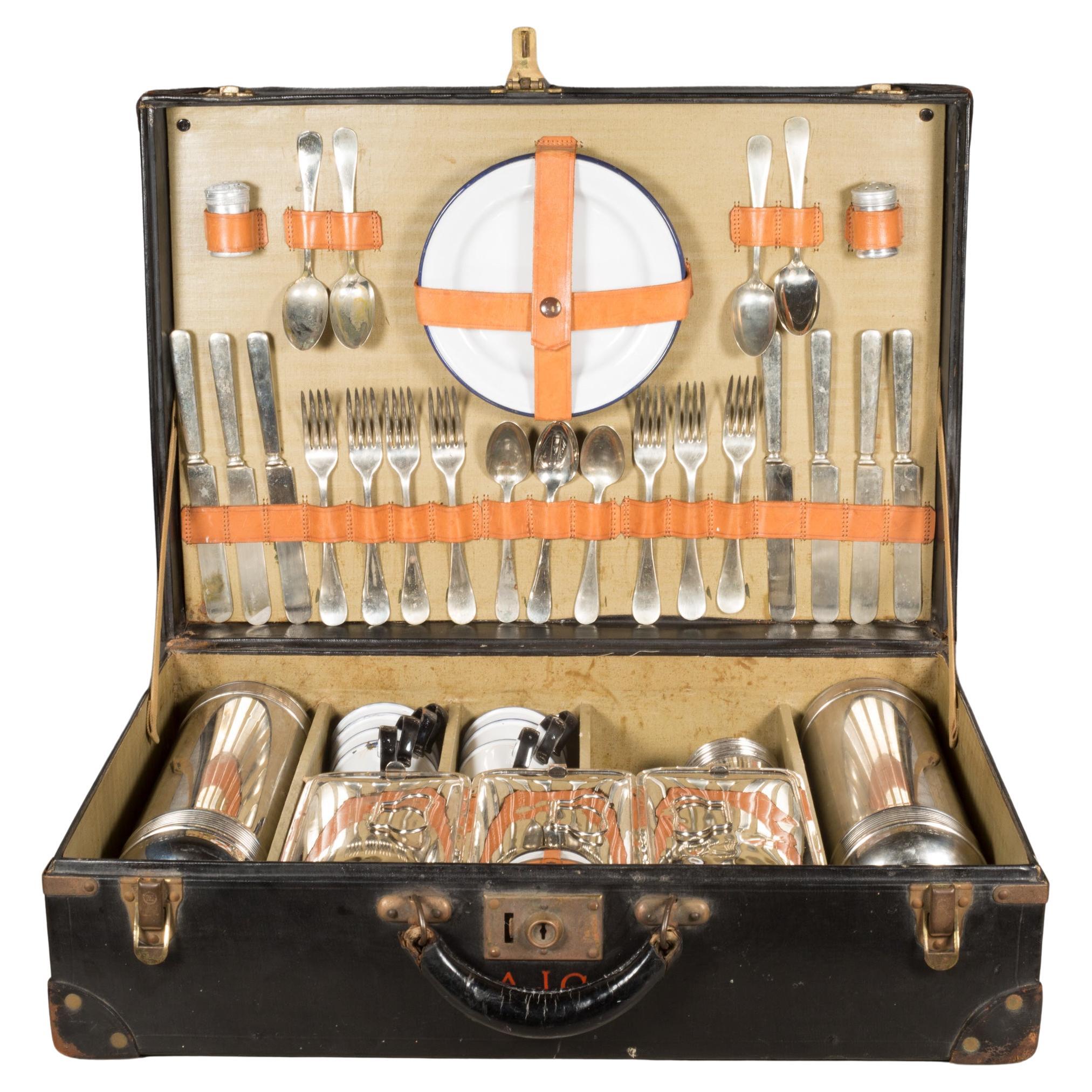 Early 20th C. Seven Person Picnic Set C.1920 For Sale