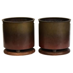 Paire de pots à brasero Hibachi japonais anciens en bronze ancien du début du 20e siècle, Showa