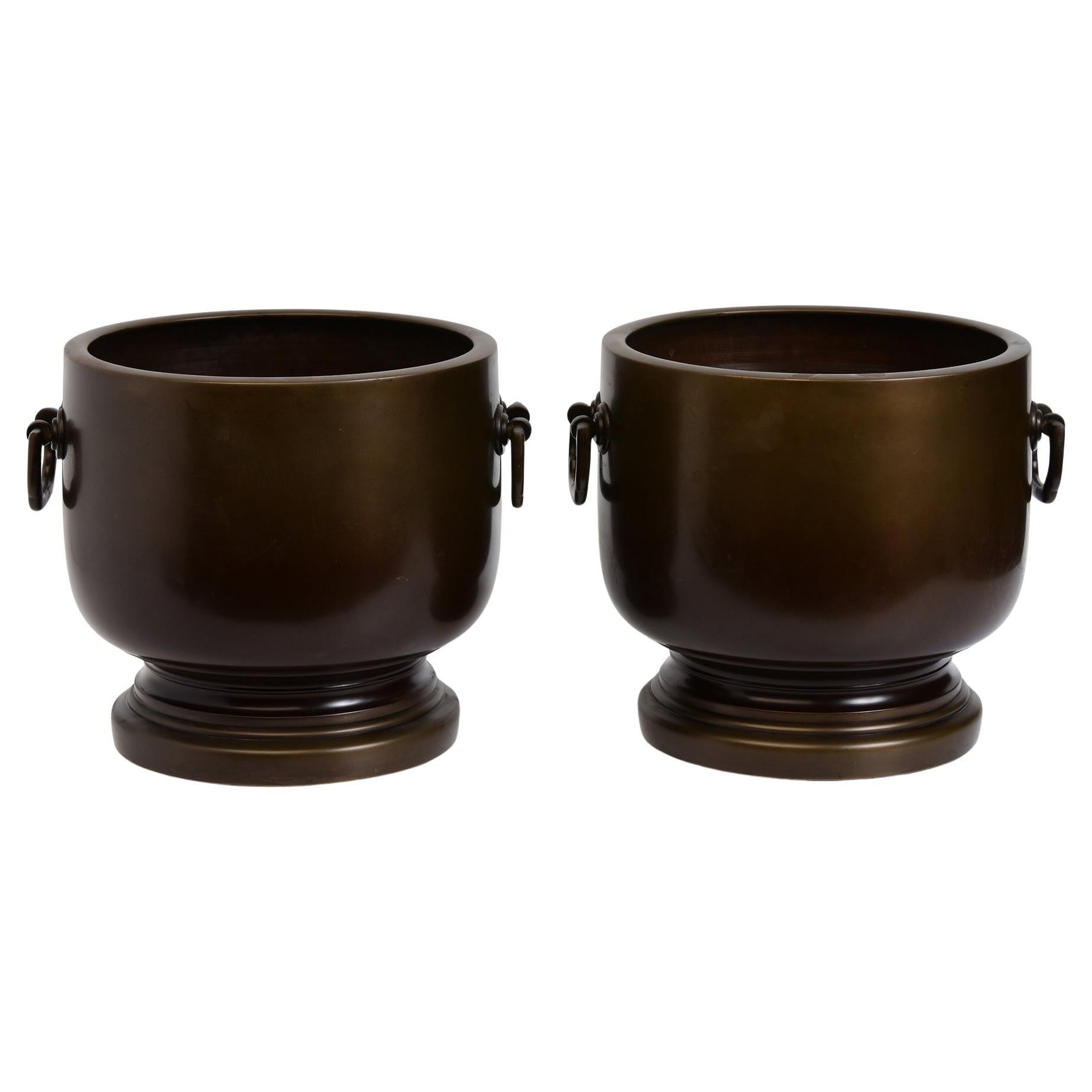 Primi anni del XX secolo, Showa, Coppia di antichi vasi braciere Hibachi in bronzo antico giapponese