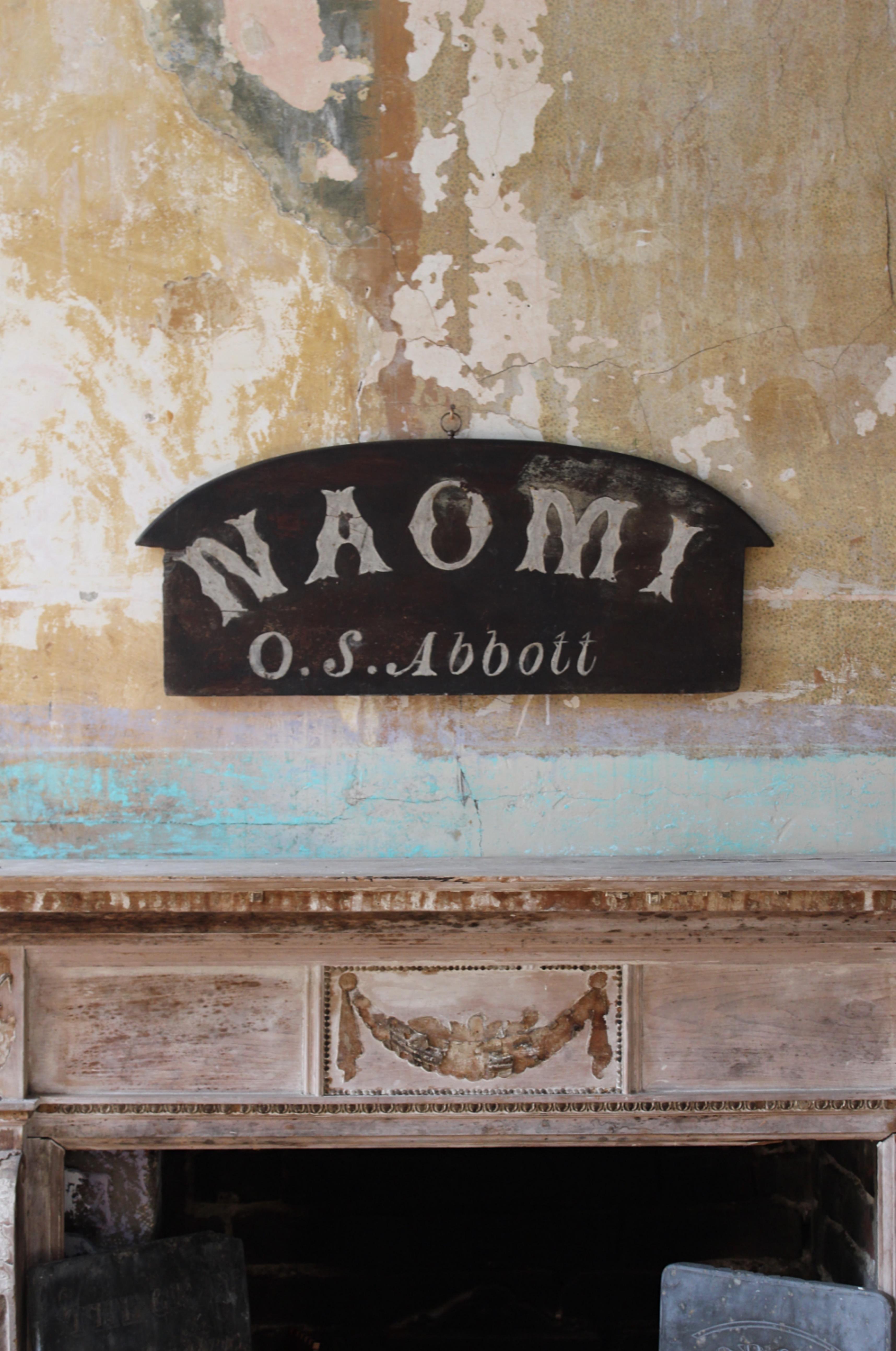 Stern- Nameboard „Naomi“ des frühen 20. Jahrhunderts, Schaukel-Fischboot, Marine maritimen Schiffes im Angebot 1