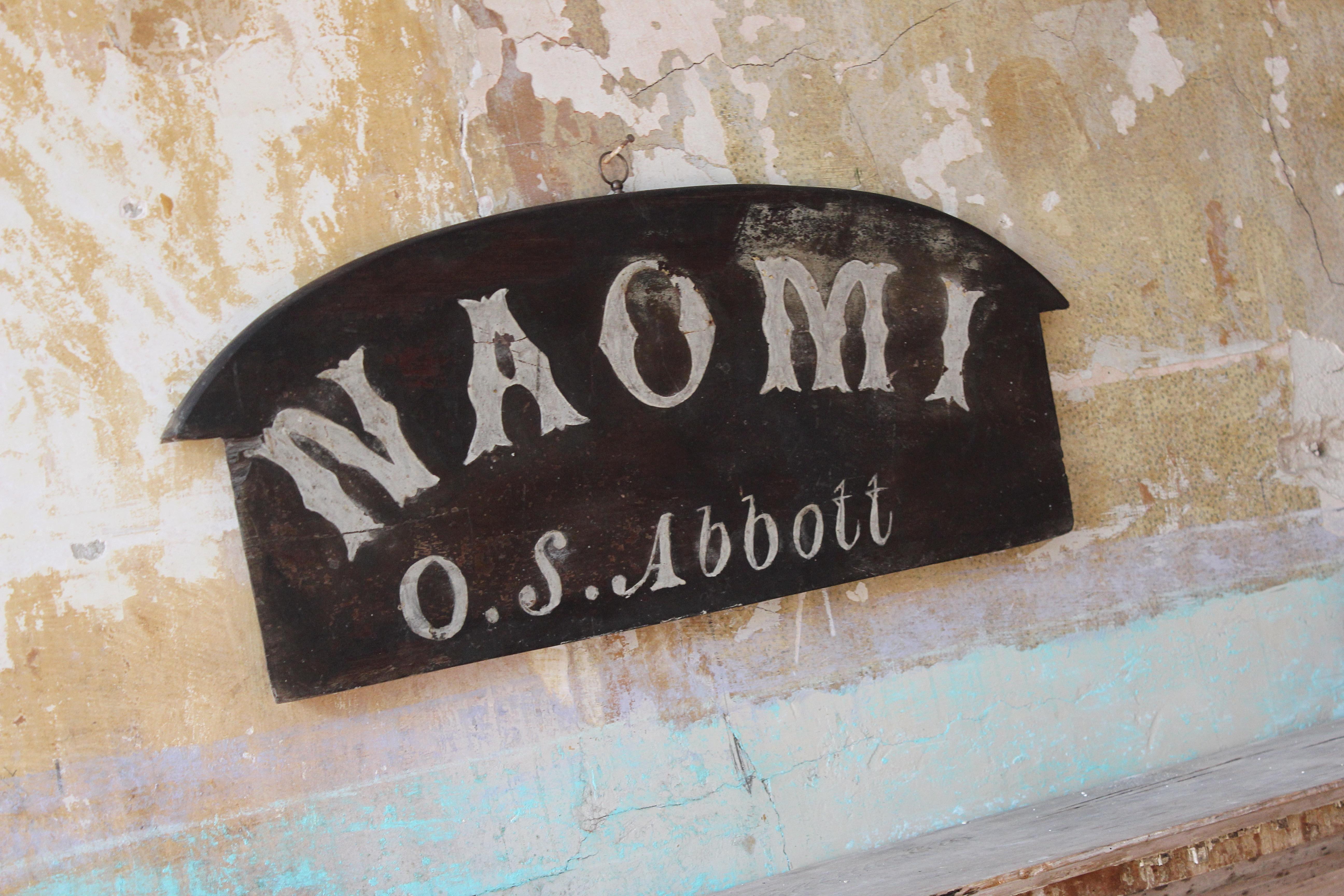 Stern- Nameboard „Naomi“ des frühen 20. Jahrhunderts, Schaukel-Fischboot, Marine maritimen Schiffes im Angebot 2