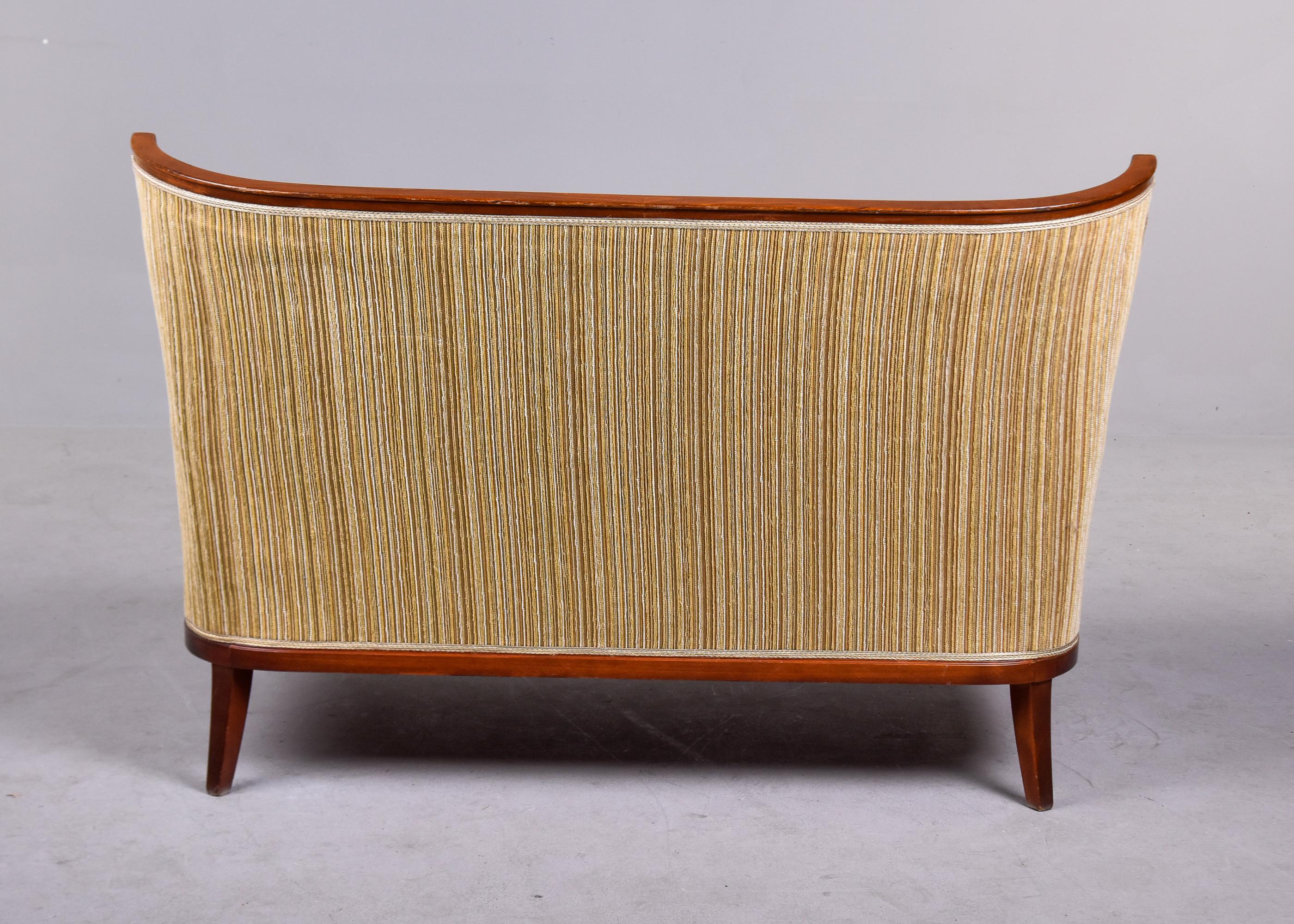 Early 20th Century Swedish Settee or Sofa For Sale 6