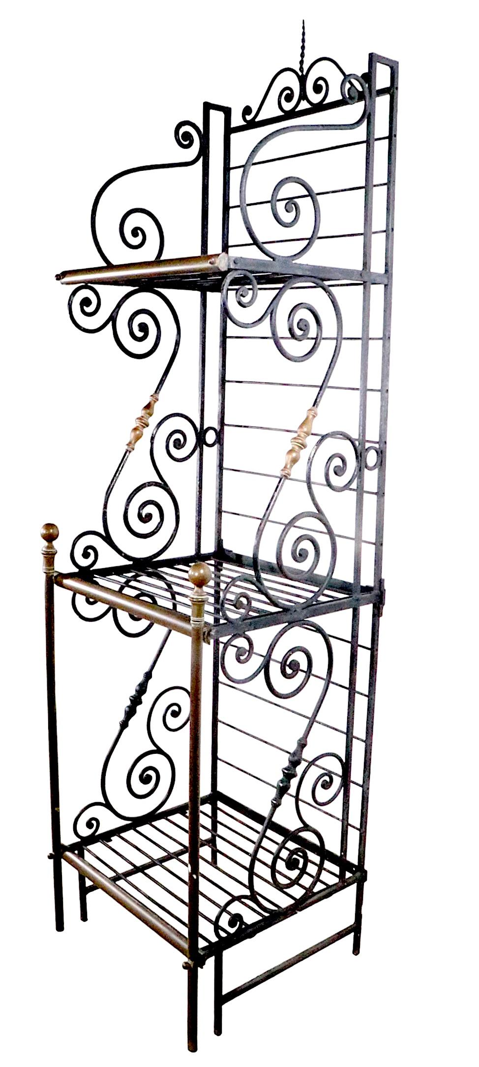 Early 20th Century Wrought Iron and Brass  French Bakers Rack Wrought For Sale 4