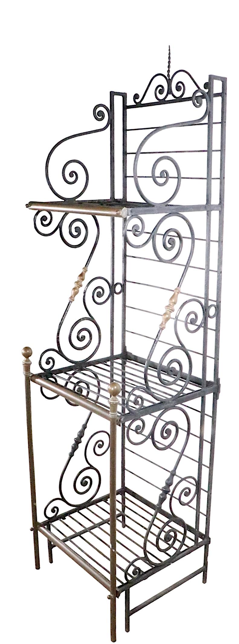 Early 20th Century Wrought Iron and Brass  French Bakers Rack Wrought For Sale 5