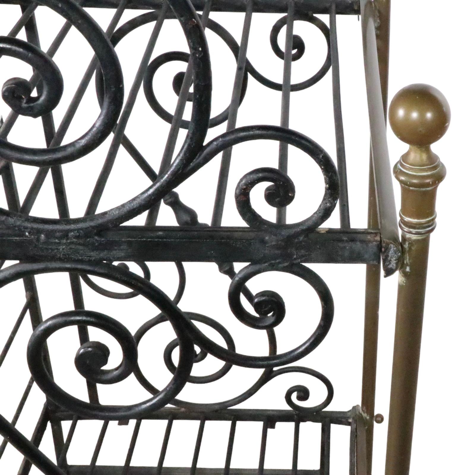 Early 20th Century Wrought Iron and Brass  French Bakers Rack Wrought For Sale 13