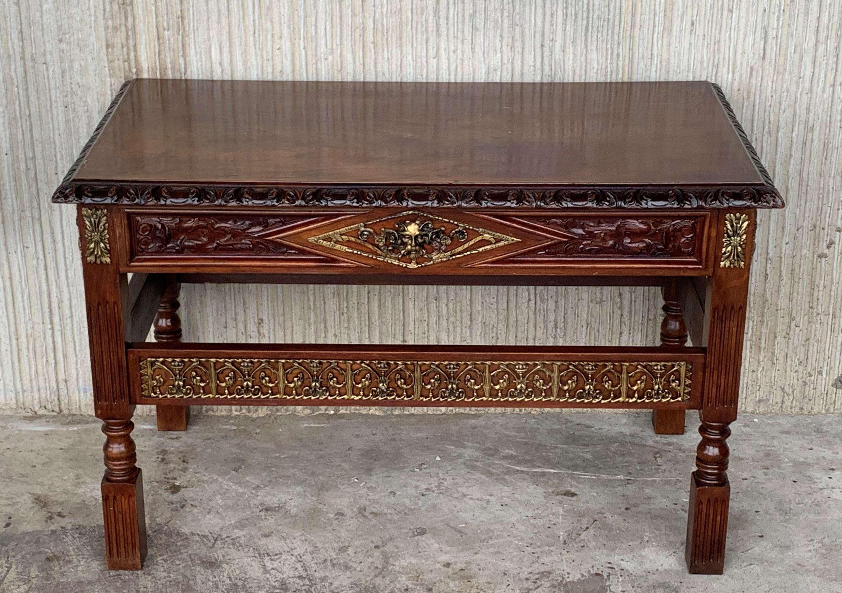 Early 20th Carved Walnut Side Table with One Drawer and Bronze Mounts For Sale 1