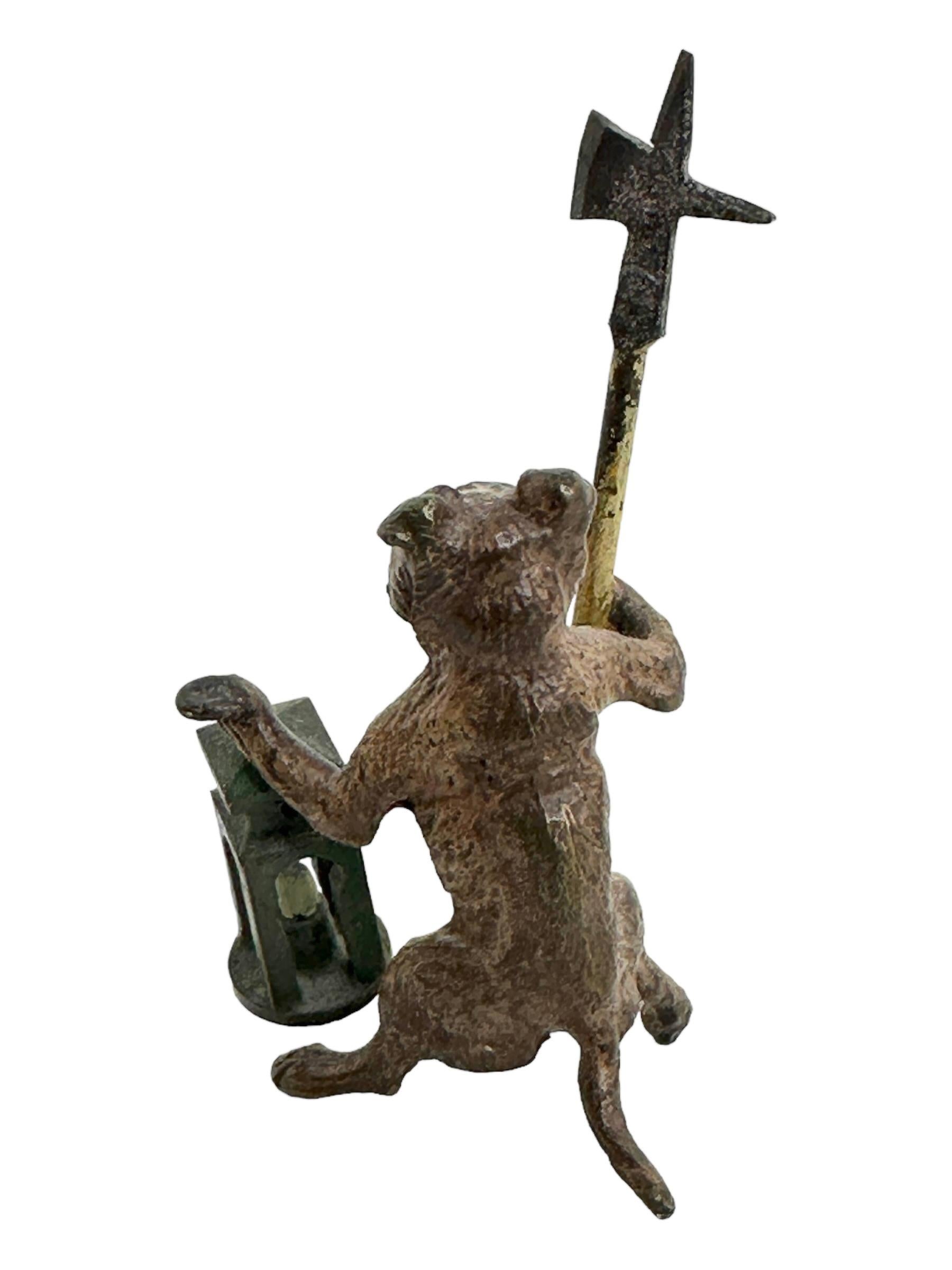 Art nouveau Début du 20e siècle Chien de garde Veilleur de nuit autrichien Vienne Bronze Miniature en vente