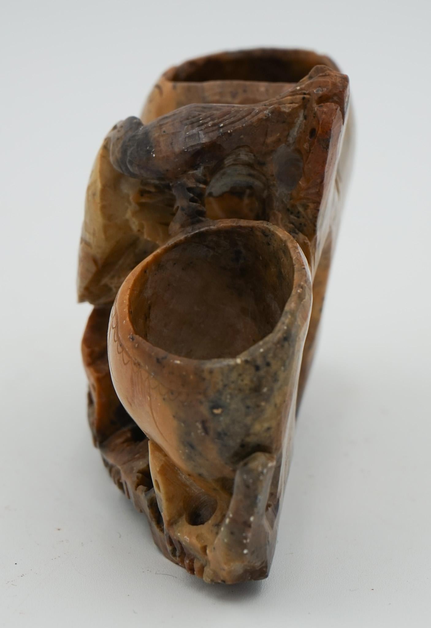 Stéatite DÉCORATIVE EN PIERRE DE SAVON ORIENTALE CHINOISE DE LA PREMIÈRE ANNEE DU 20e SIÈCLE Sculptée à la main 2 POTS en vente