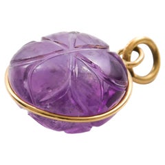 Early 20th Century 18 Karat Gold Carved Amethyst Pendant, circa 1900-1920