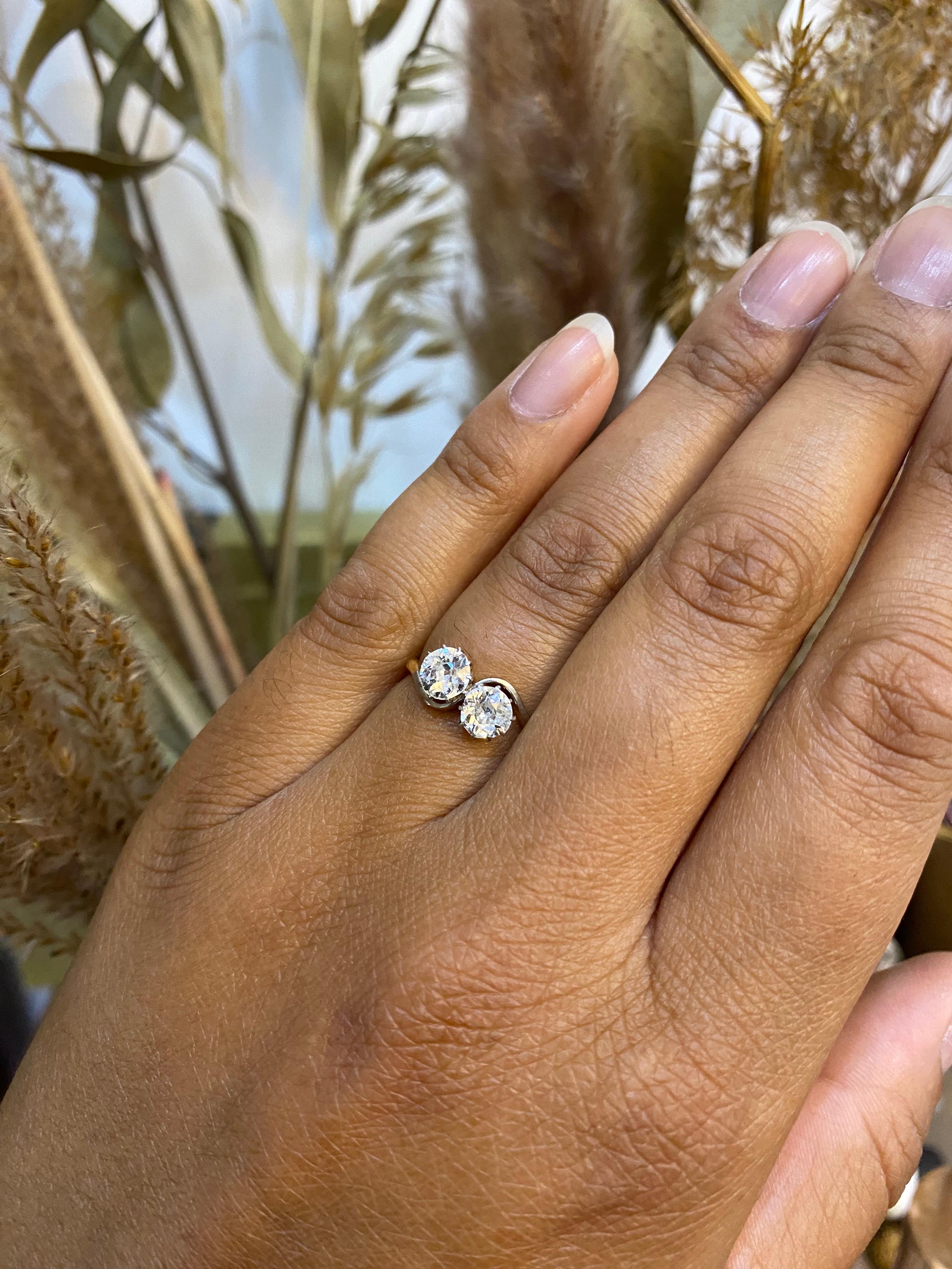 Edwardian Early 20th Century 18ct Gold Diamond Toi Et Moi Ring For Sale