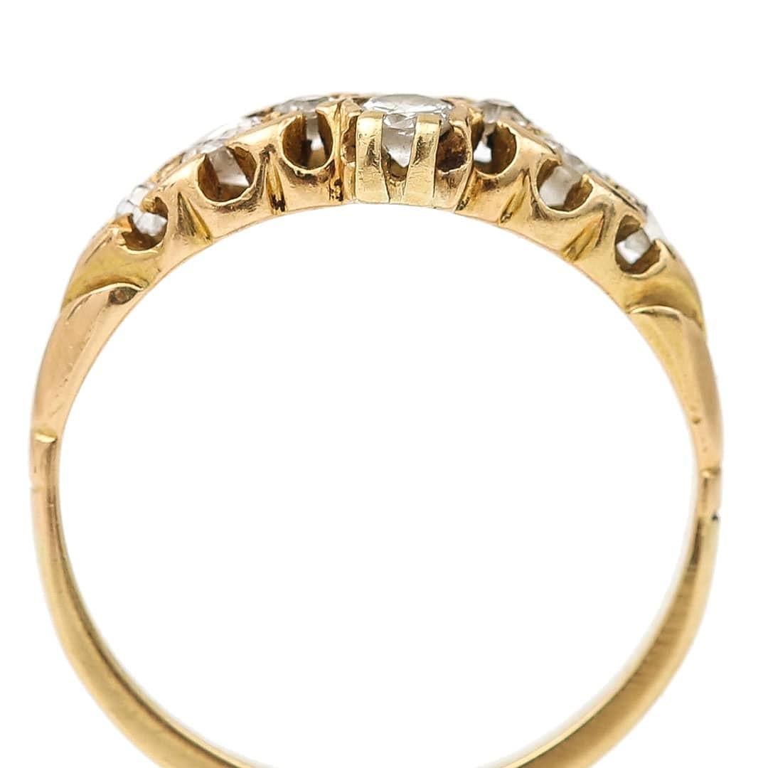 Early 20th Century 18ct Gold European Cut Diamond Band Ring Circa 1910  For Sale 3