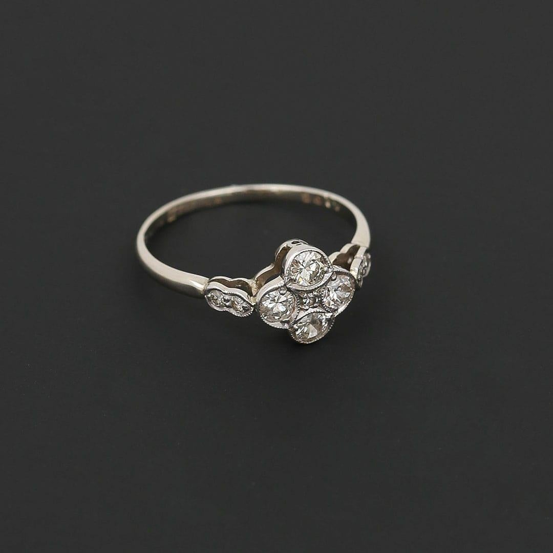 Early 20th Century 18ct White Gold and Platinum Four Stone Ring, Circa 1910 5