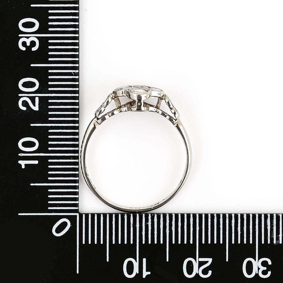 Early 20th Century 18ct White Gold and Platinum Four Stone Ring, Circa 1910 8