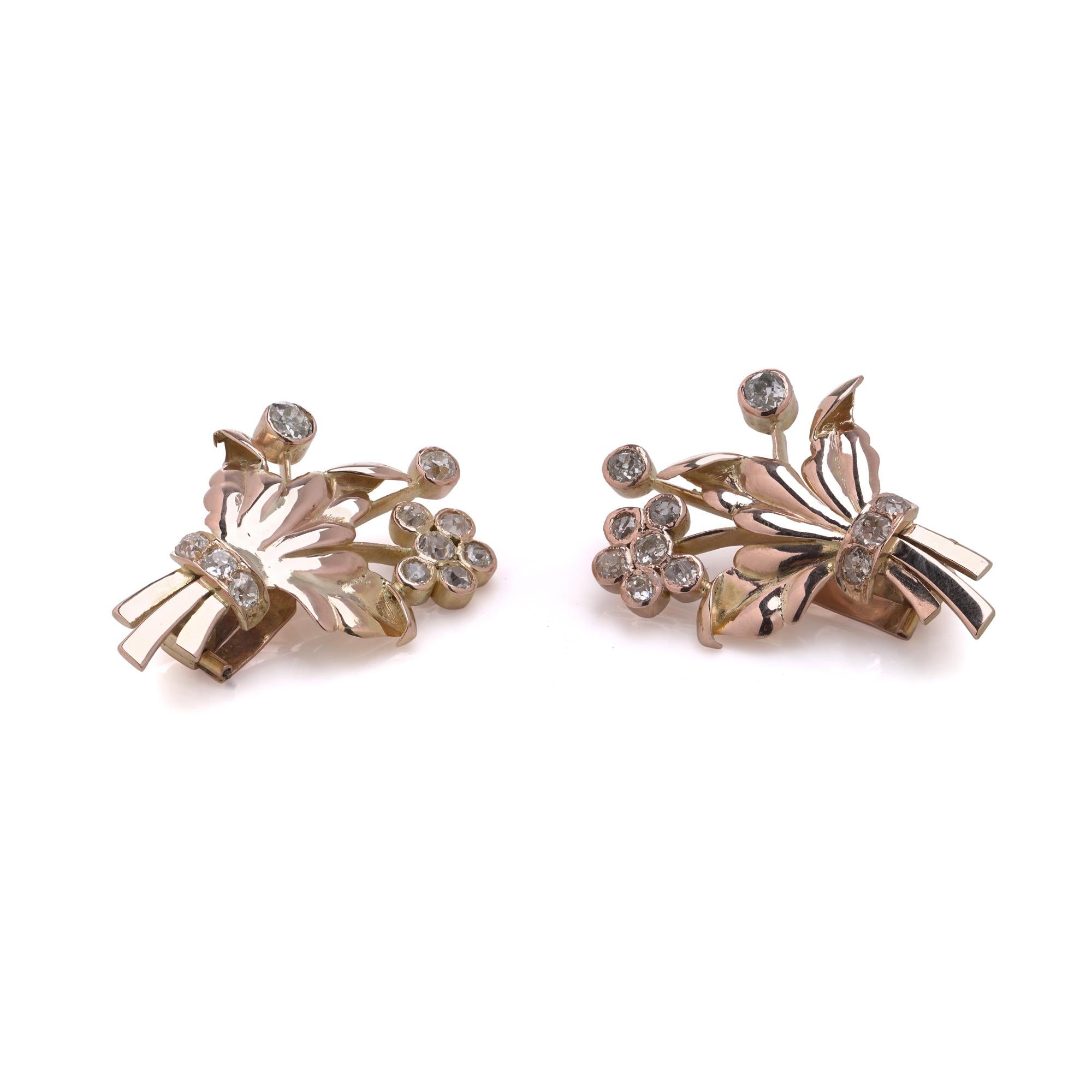 Victorien Boucles d'oreilles florales en or 18kt du début du 20ème siècle - 2.8 cts Total en vente