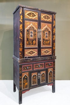 Early 20th Century 2-Tier Cabinet from Fujian, China