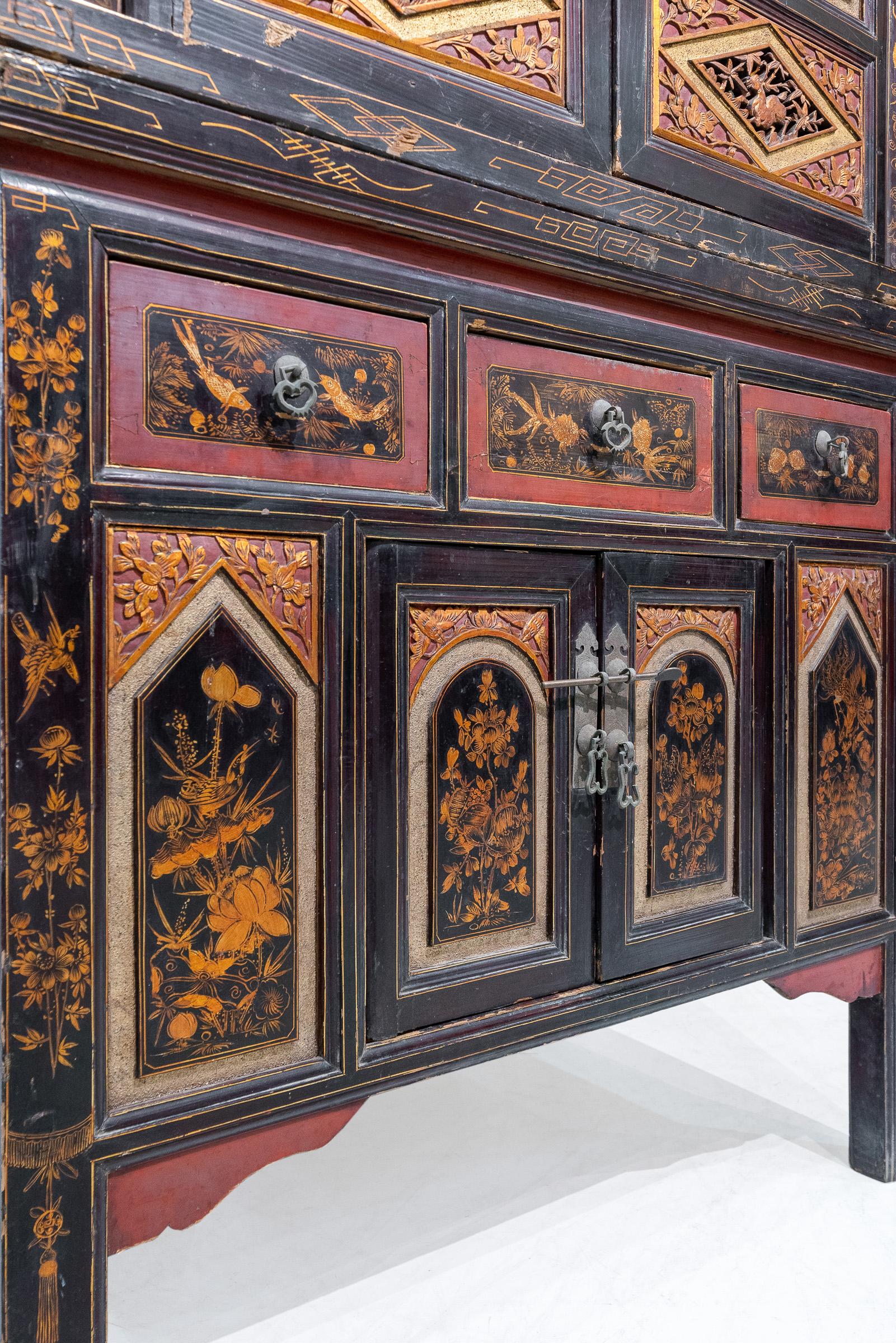 Hand-Carved Early 20th Century 2-Tier Cabinet from Fujian, China For Sale