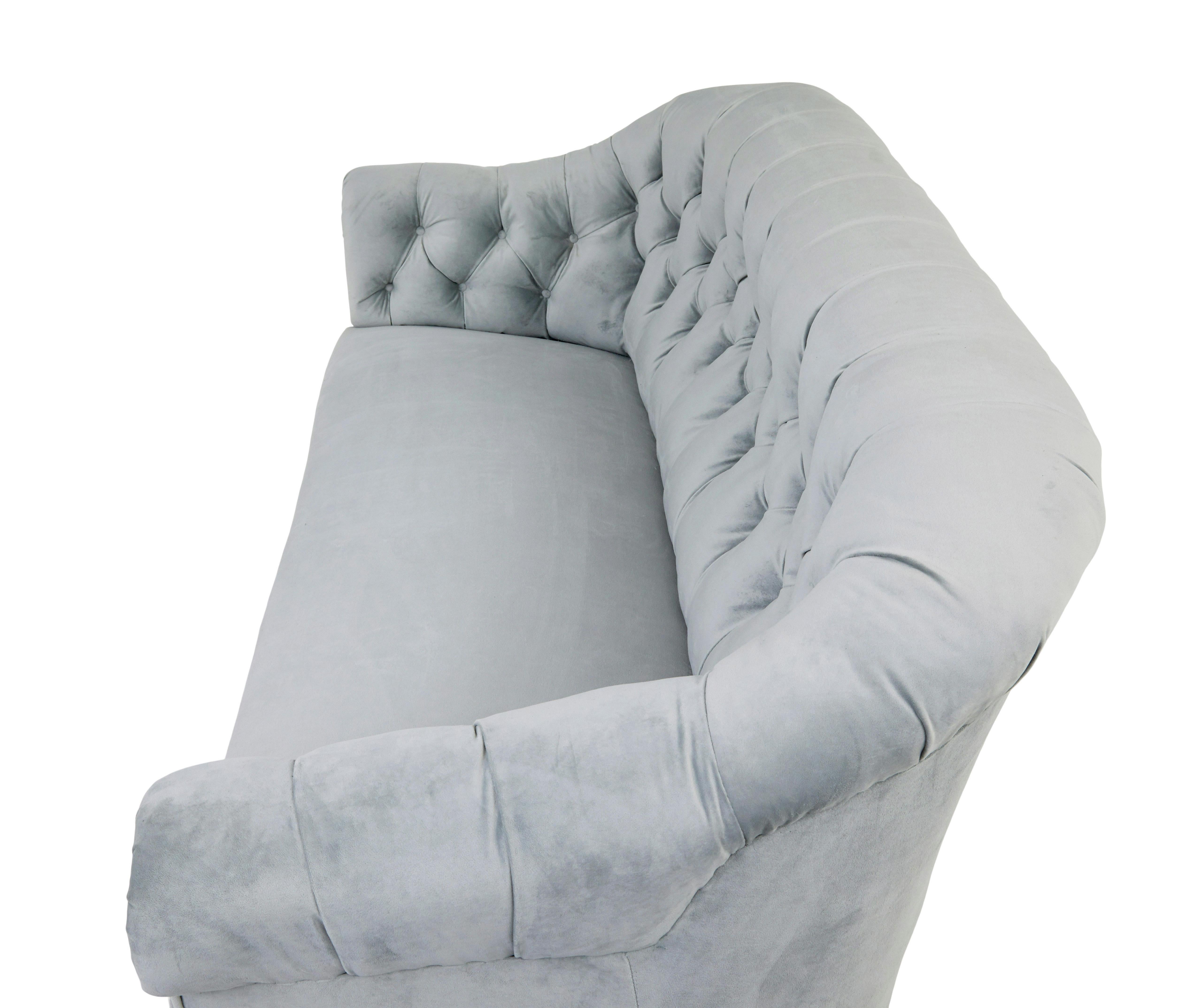 20ième siècle Ensemble de salon 3 pièces à dossier boutonné du début du 20e siècle en vente