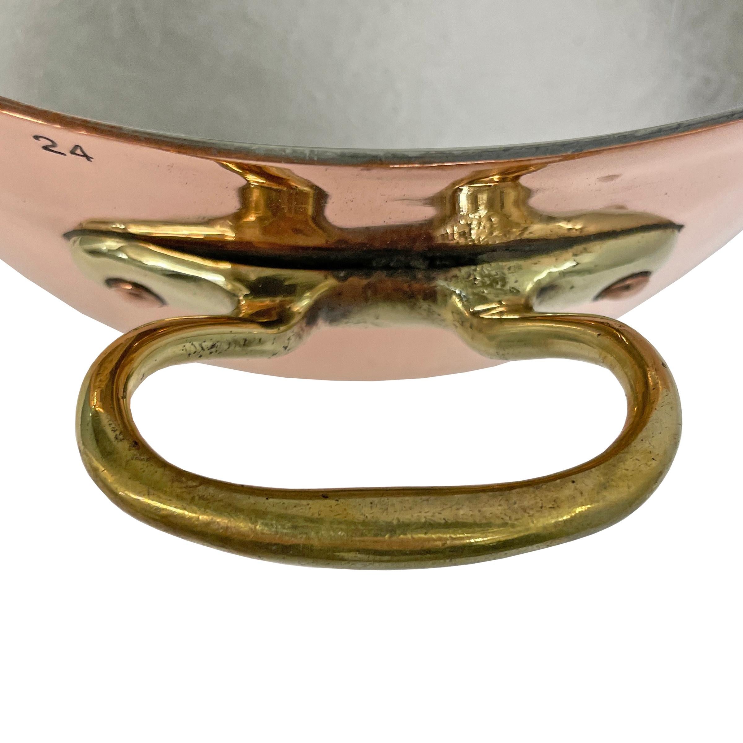 Early 20th Century 6.5 Quart Bazar Français Copper Pot 2