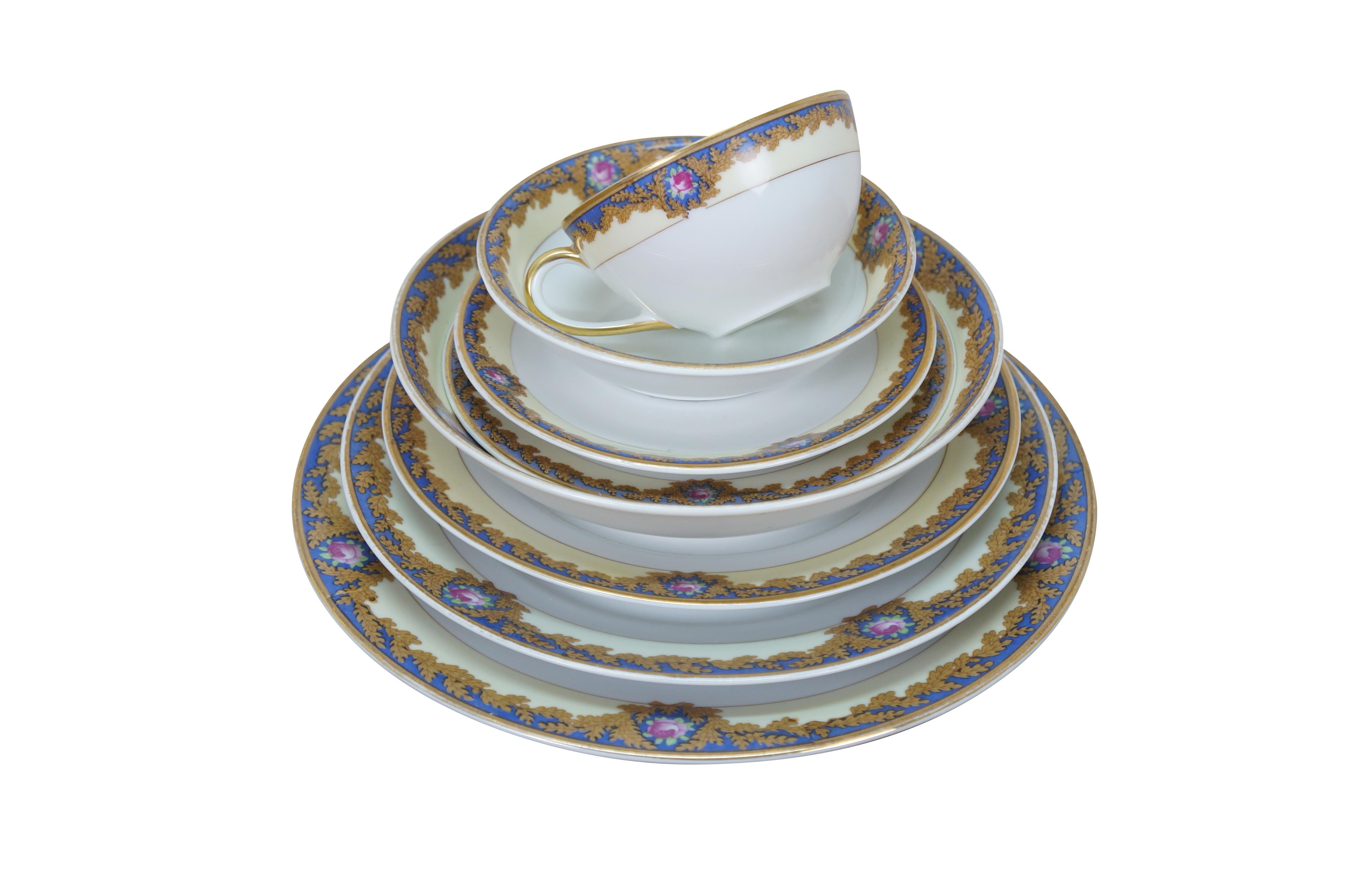 Louis XV Early 20th Century 68 Pc Royal Bayreuth Beverly Floral Rose Dinnerware China Set For Sale