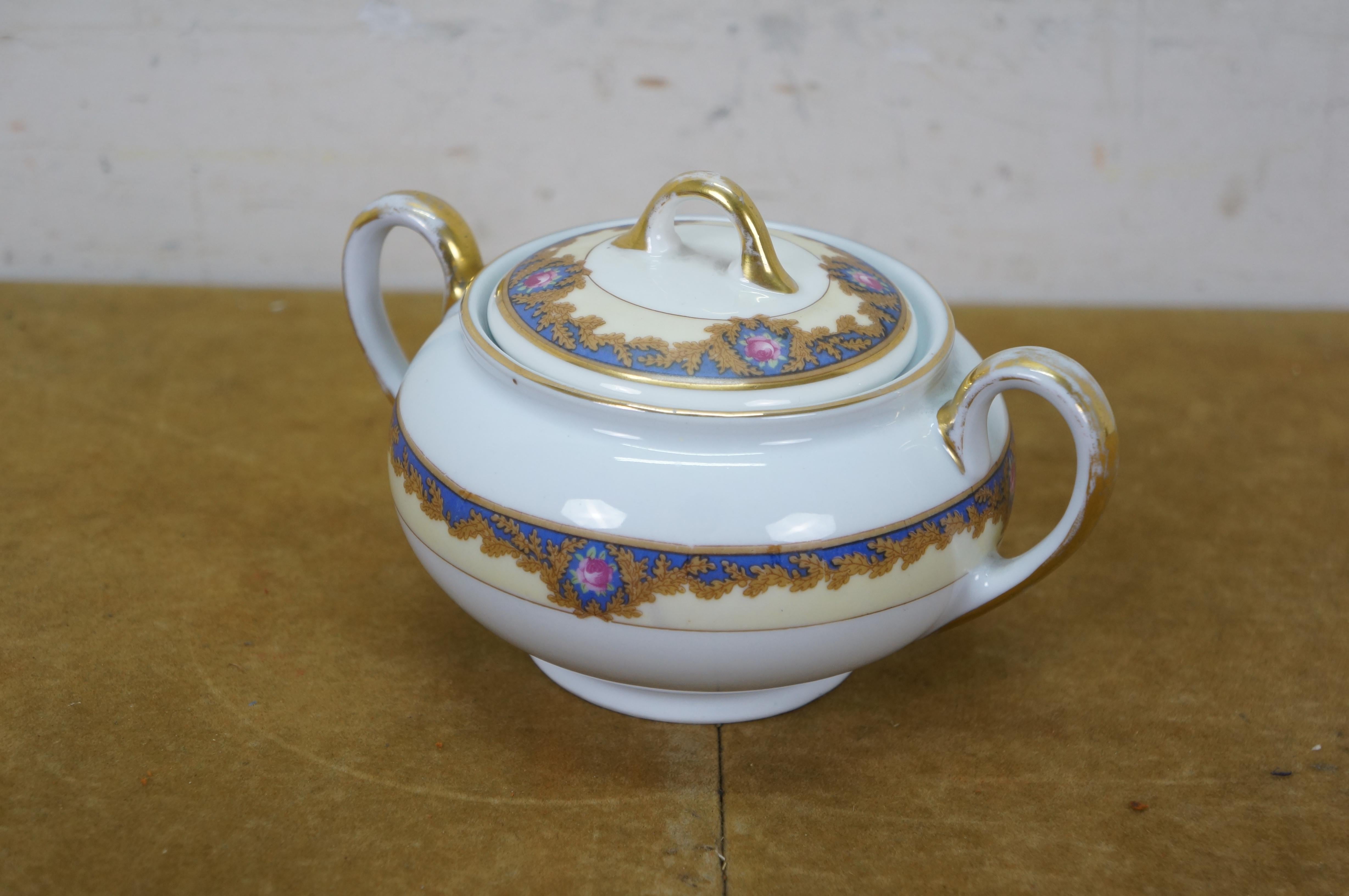 German Early 20th Century 68 Pc Royal Bayreuth Beverly Floral Rose Dinnerware China Set For Sale
