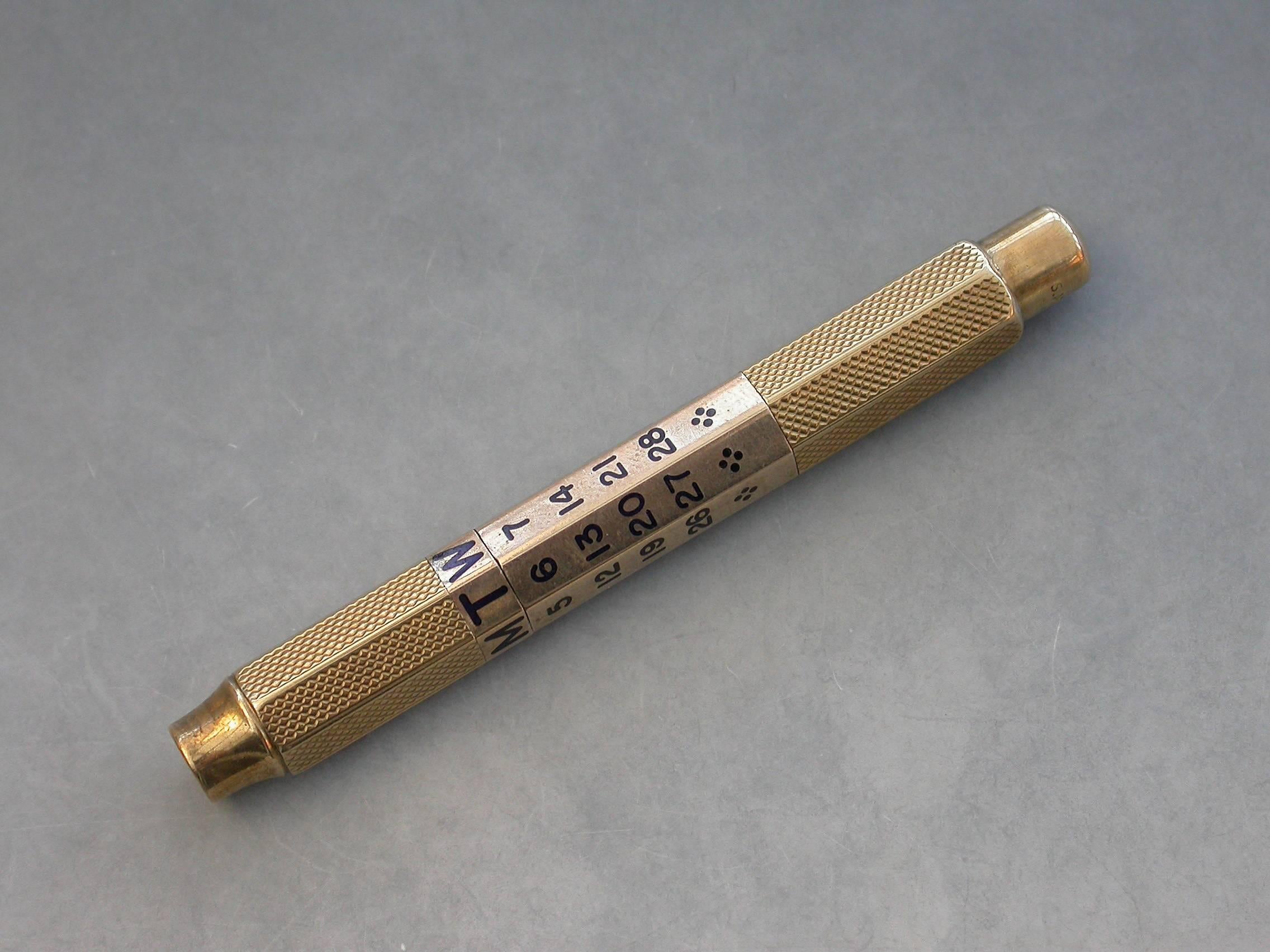 Early 20th Century 9-Carat Gravity Drop Perpetual Calendar Propelling Pencil In Good Condition For Sale In Sittingbourne, Kent