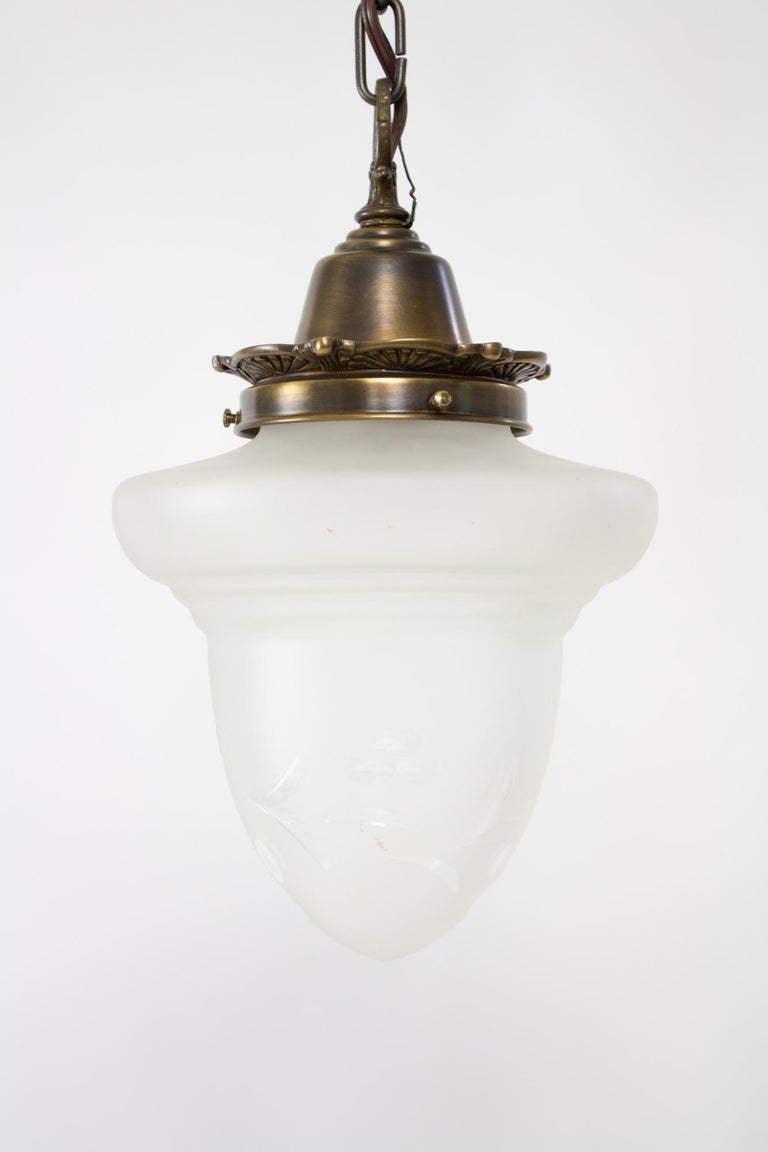 Early 20th Century Acorn Glass Pendant with Grape Pattern For Sale at