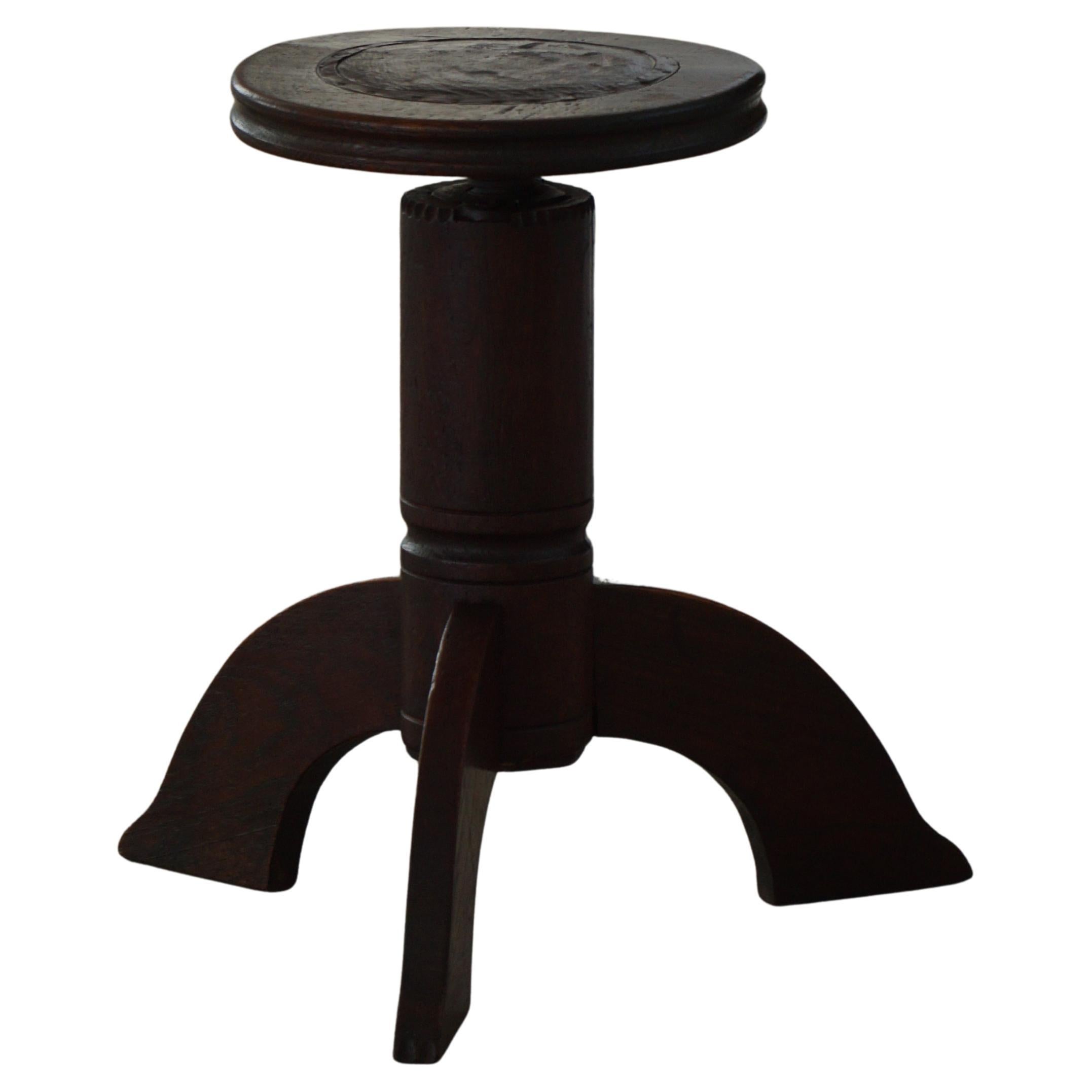 Sgabello regolabile danese Art Nouveau dei primi del Novecento, Wood Carved, anni '20