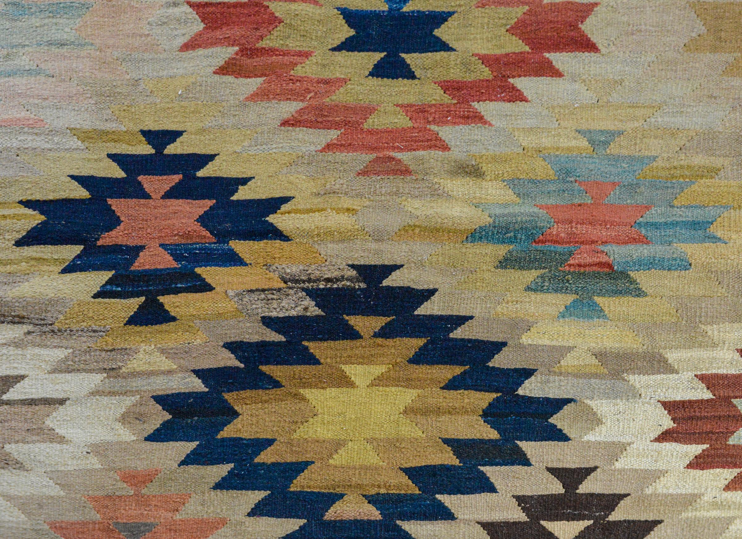 Late 20th Century Afghani Kilim Rug In Good Condition For Sale In Chicago, IL