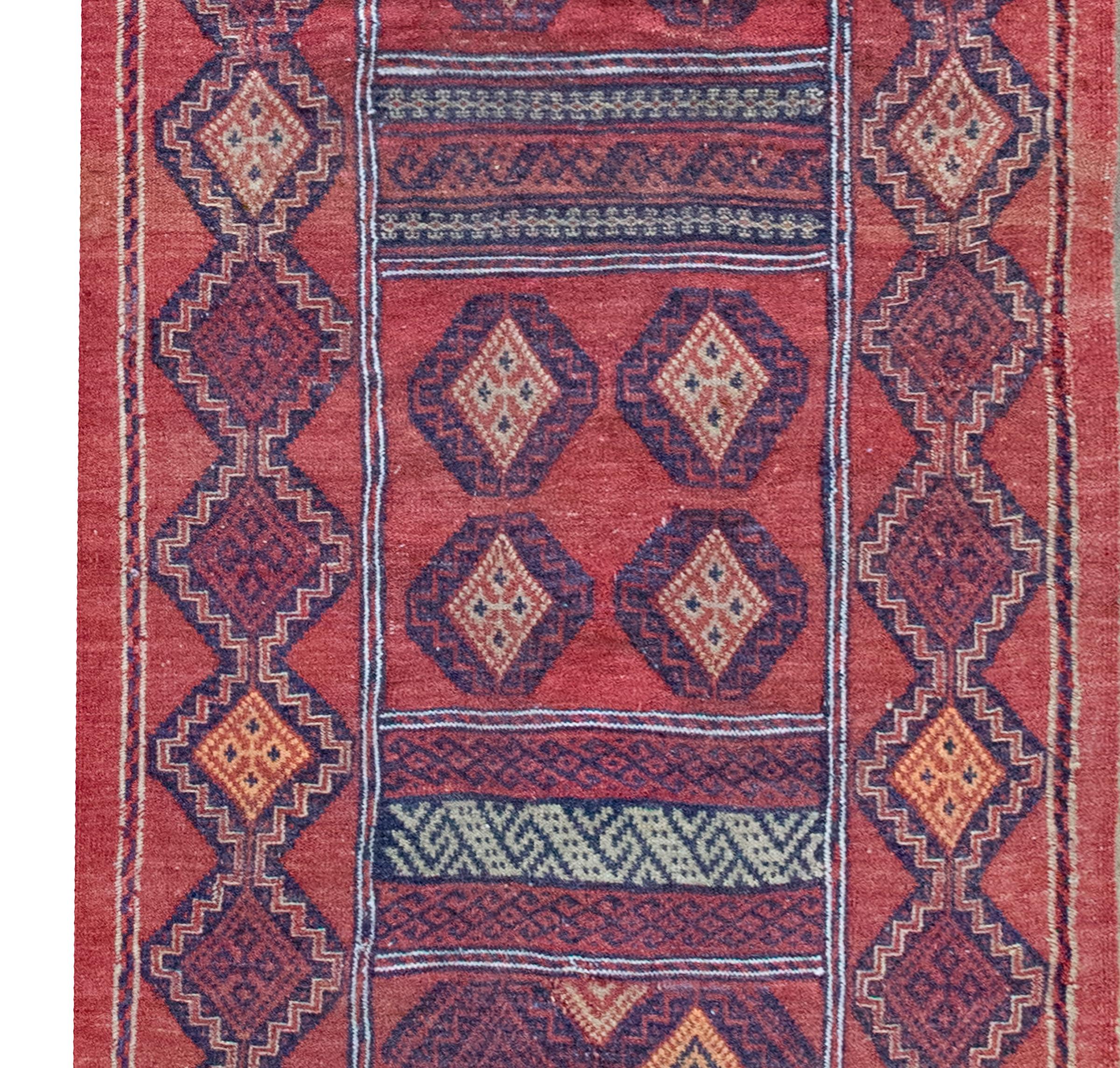 Afghanischer Sumac-Teppich aus dem frühen 20. (Mitte des 20. Jahrhunderts) im Angebot