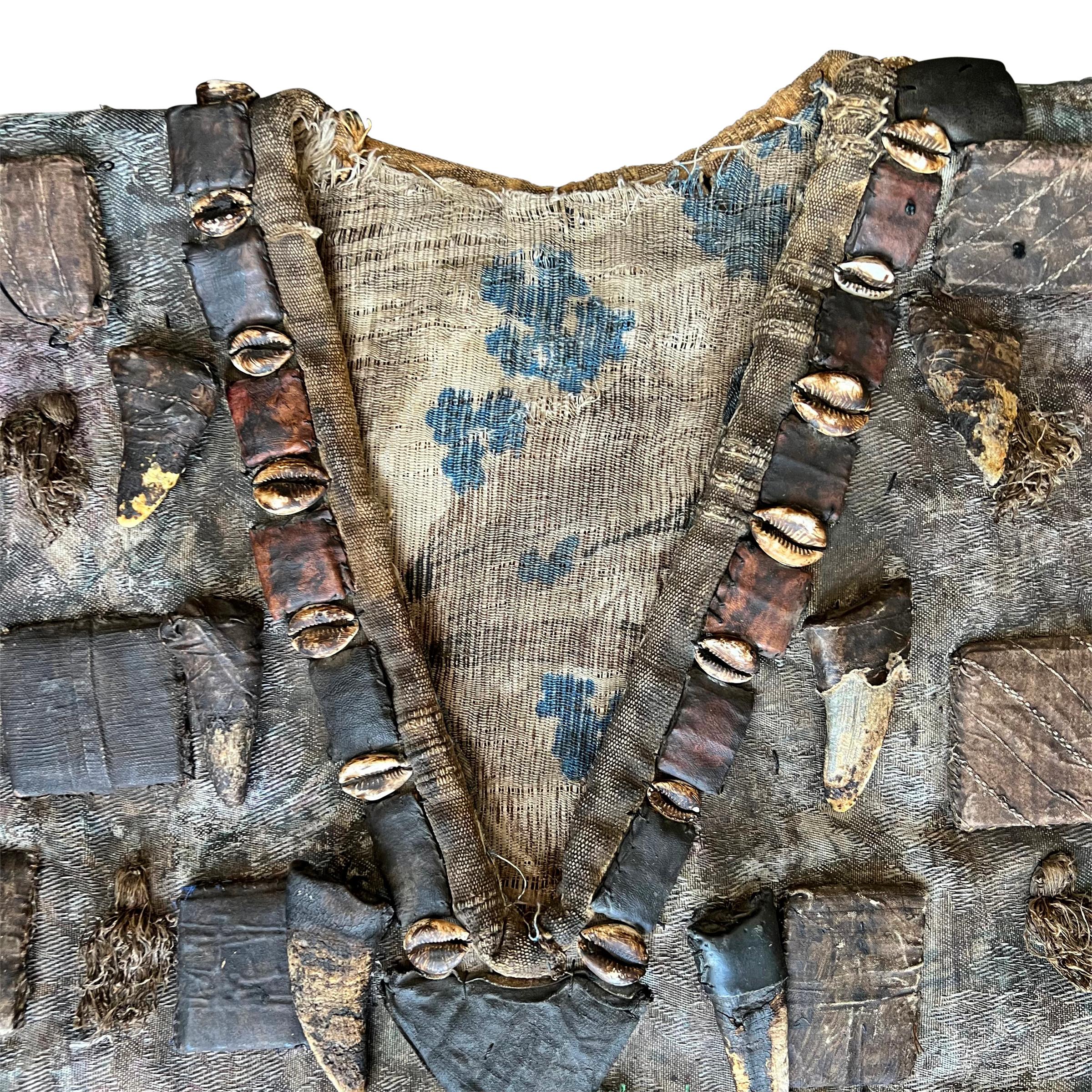 Early 20th Century African Hunter's Vest on Custom Mount In Good Condition For Sale In Chicago, IL