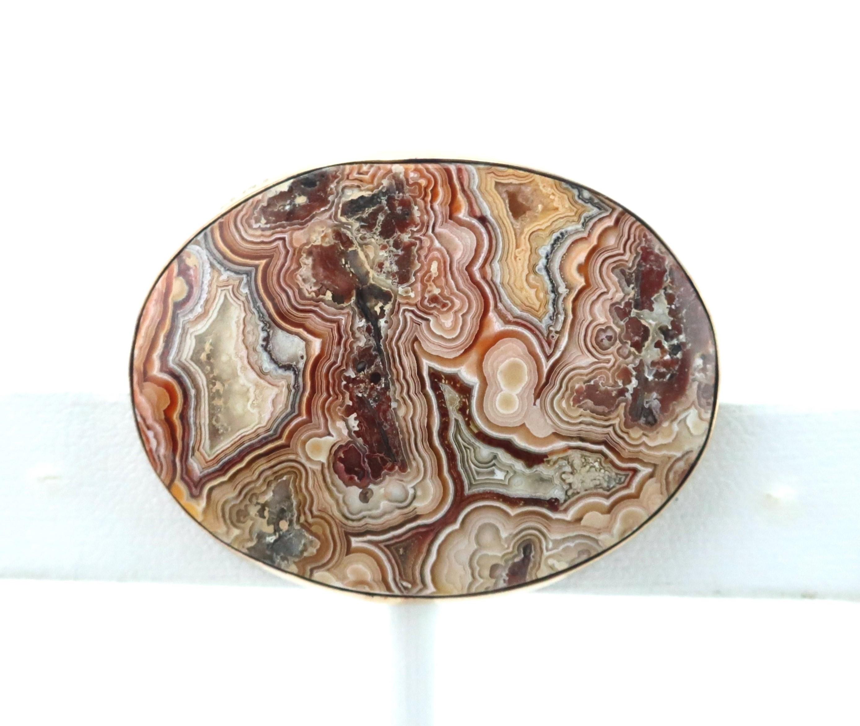 Artisan Early 20th Century Agate & 14K Gold Brooch For Sale