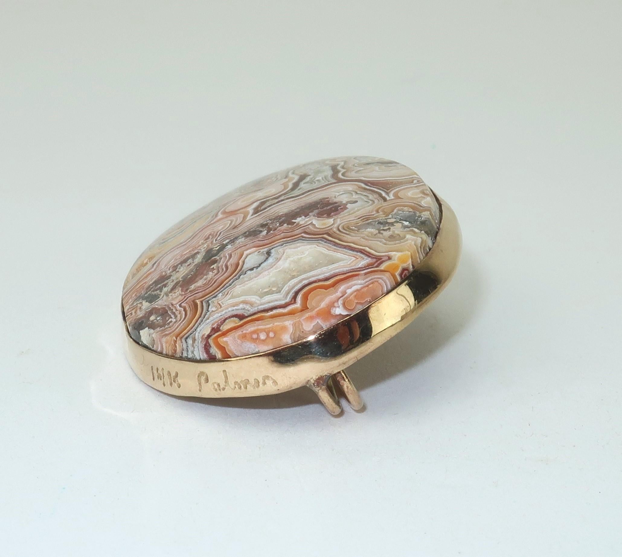 Women's Early 20th Century Agate & 14K Gold Brooch For Sale