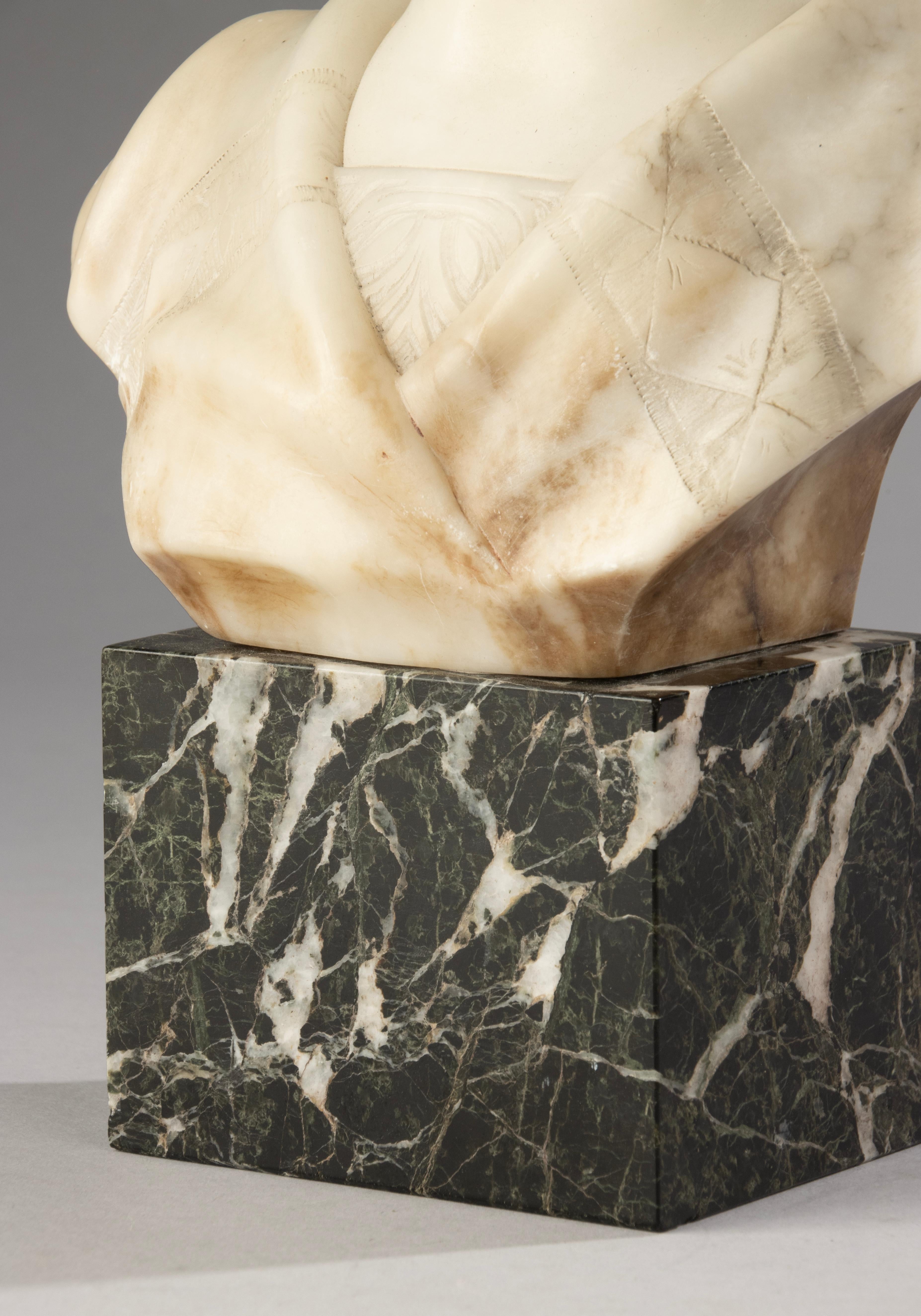 Early 20th Century Alabaster Bust - Young Woman - Art Deco - Signed A. Trefoloni For Sale 5