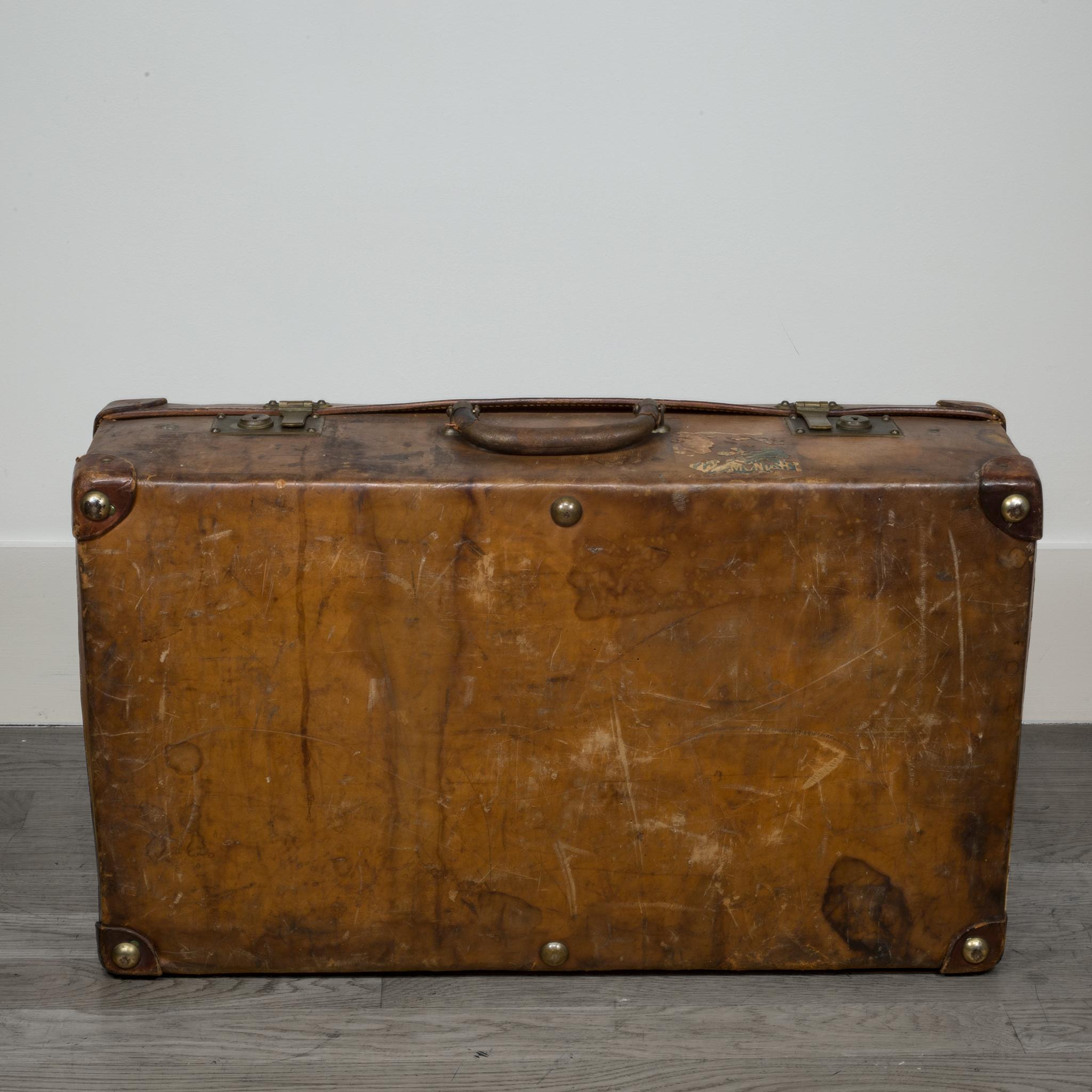 Early 20th Century All Leather and Brass Suitcase, circa 1940s In Good Condition In San Francisco, CA