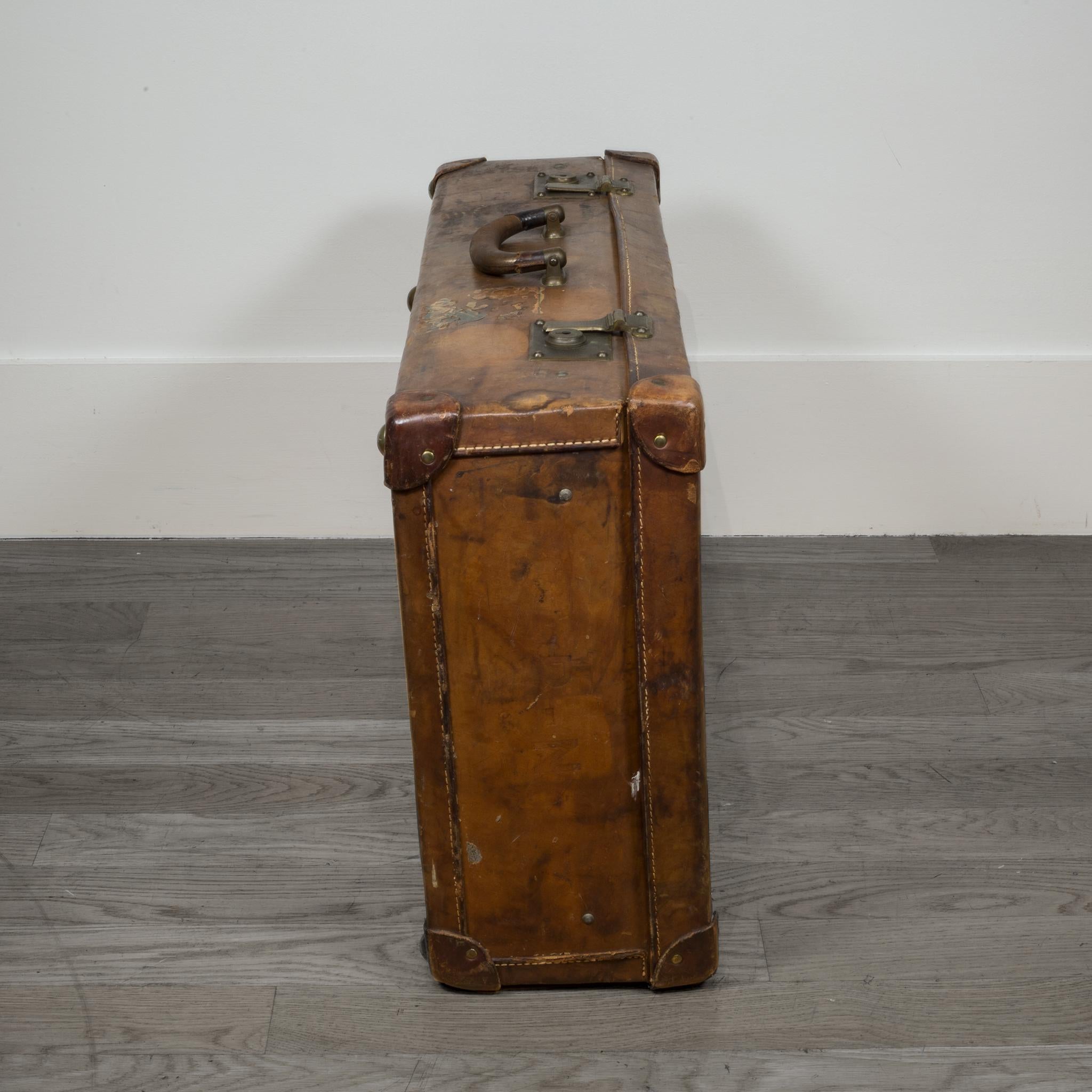 Early 20th Century All Leather and Brass Suitcase, circa 1940s 2