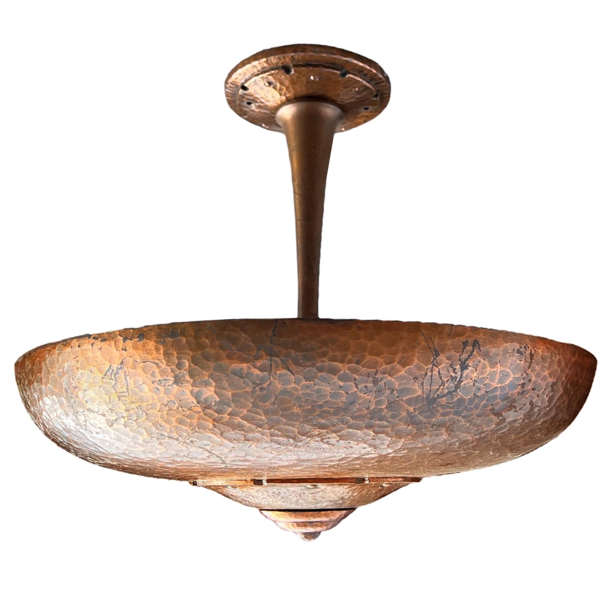 Early 20th Century American Art Deco Hammered Copper Light Fixture For Sale 1