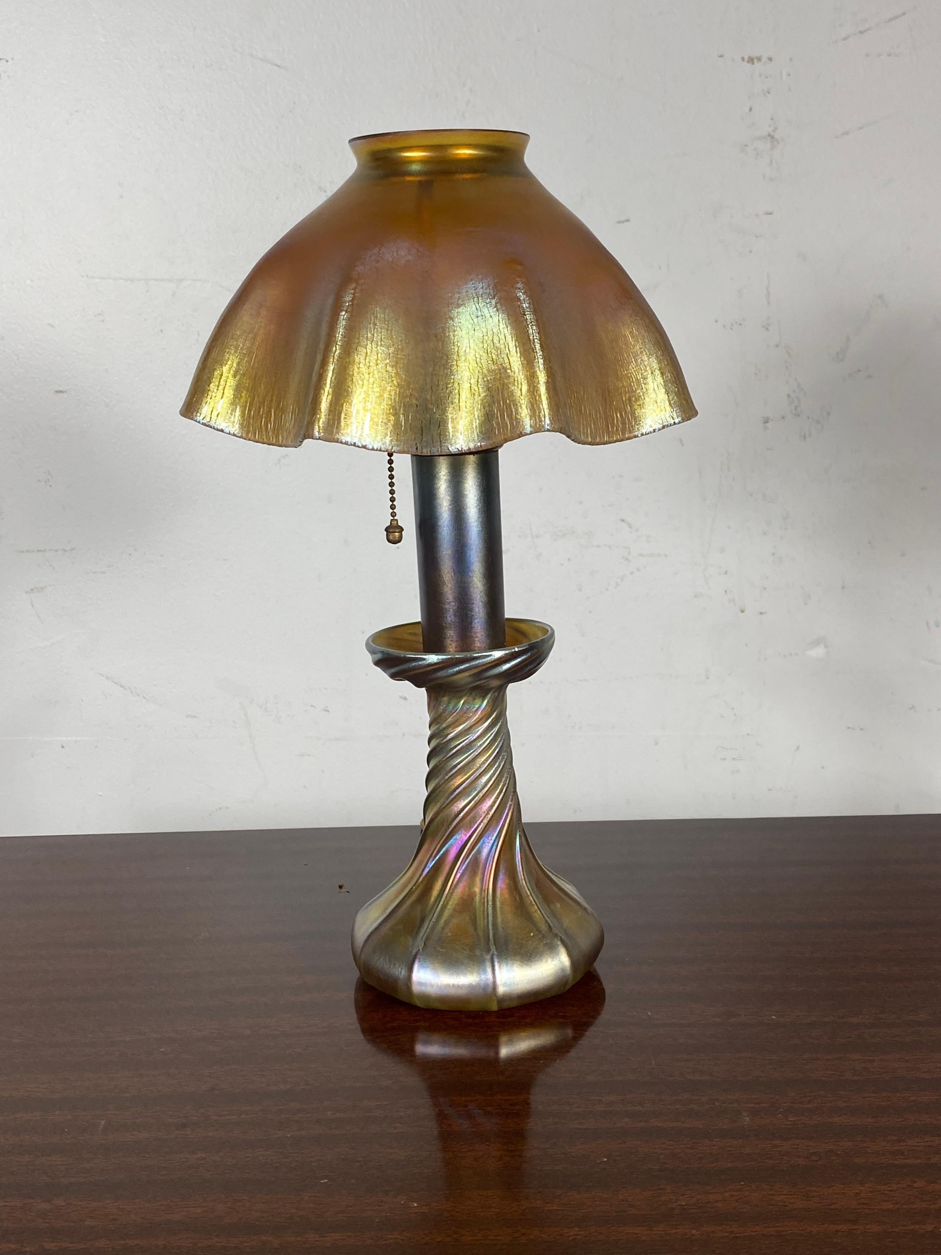 Early 20th Century American Art Nouveau Favrile Desk Lamp by, Tiffany 3