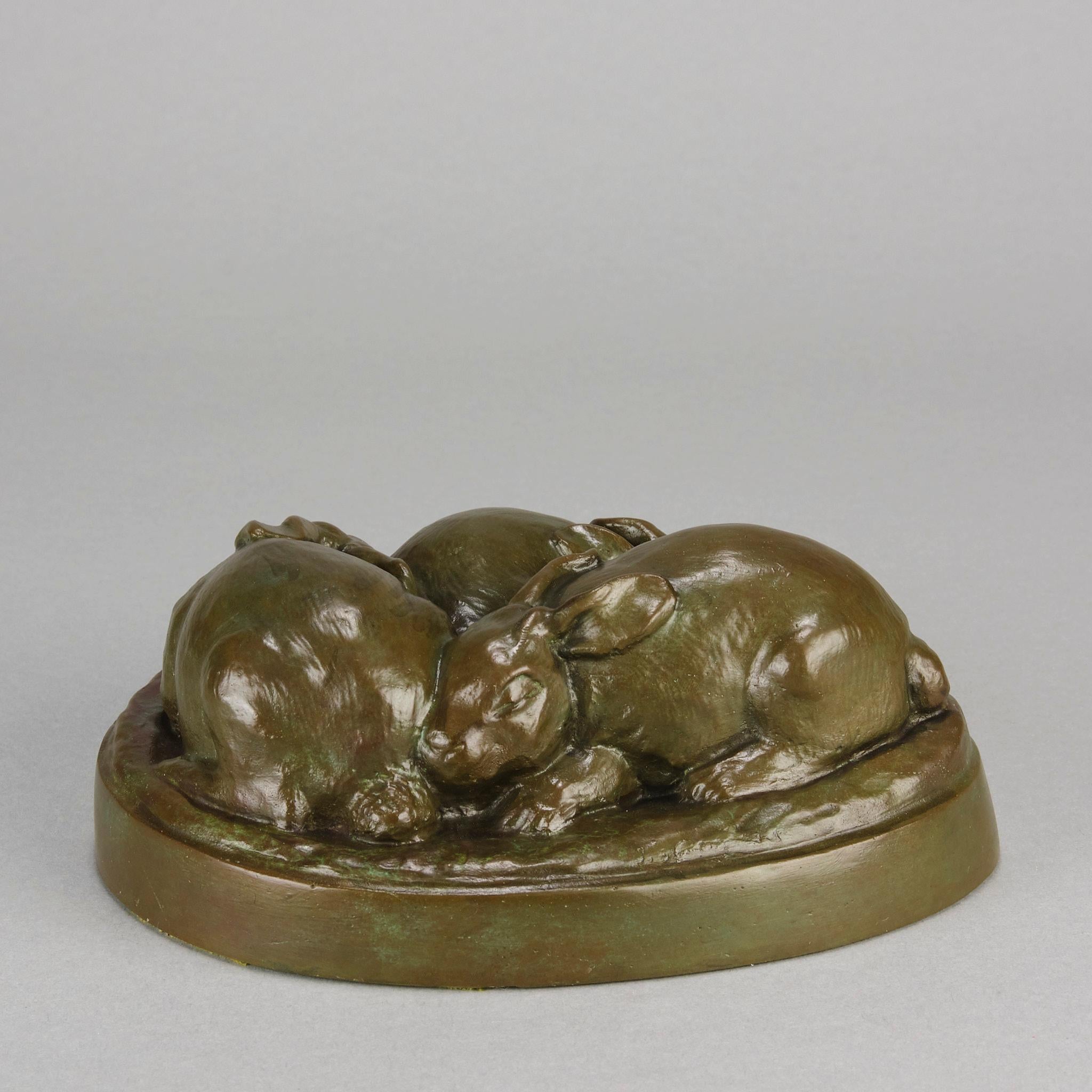 Amerikanische Bronze des frühen 20. Jahrhunderts mit dem Titel „Dree Sleeping Bunnies“ (Art nouveau) im Angebot