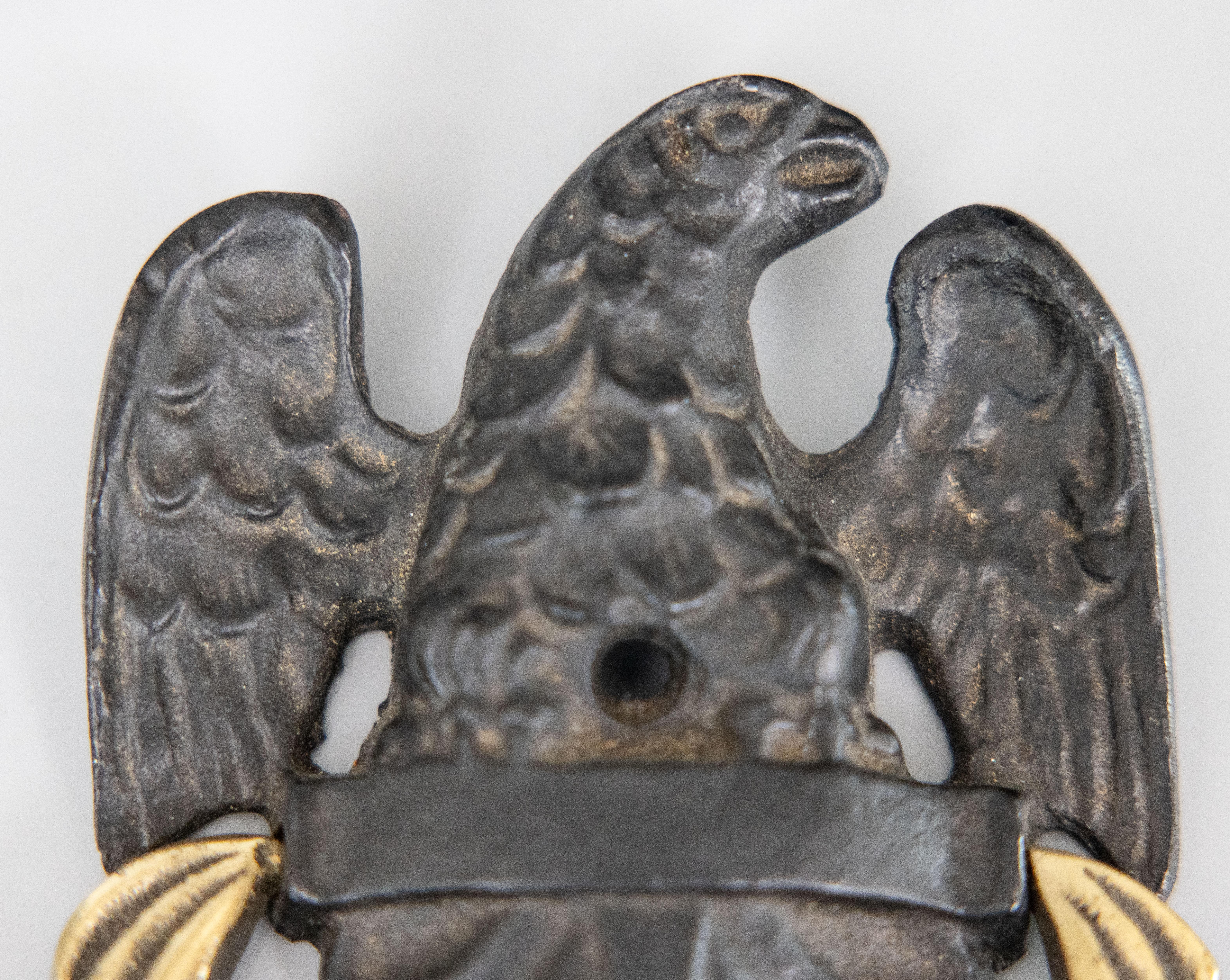 Early 20th Century American Cast Iron & Brass Federal Eagle Door Knocker For Sale 2