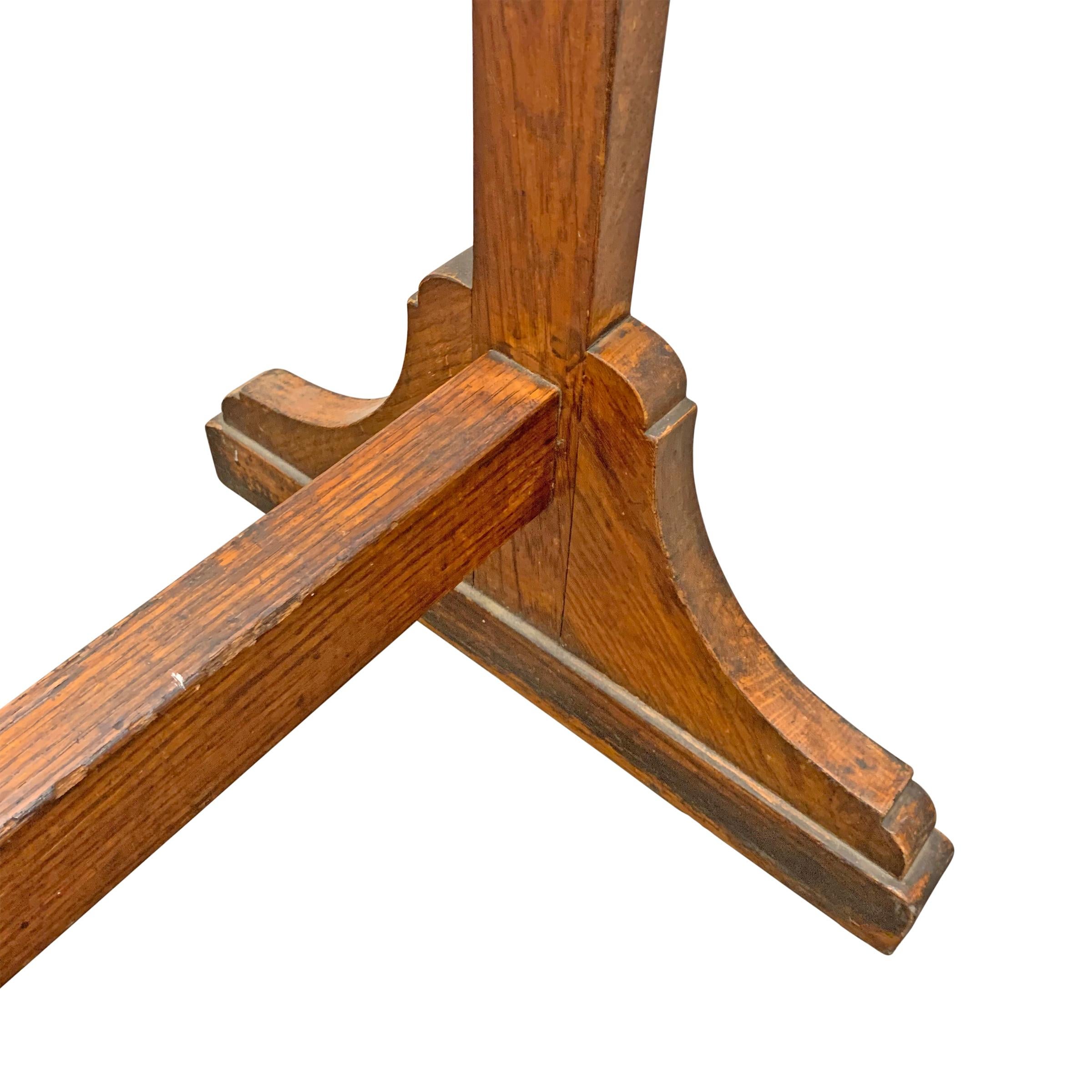 Oak Early 20th Century American Clothing Rack